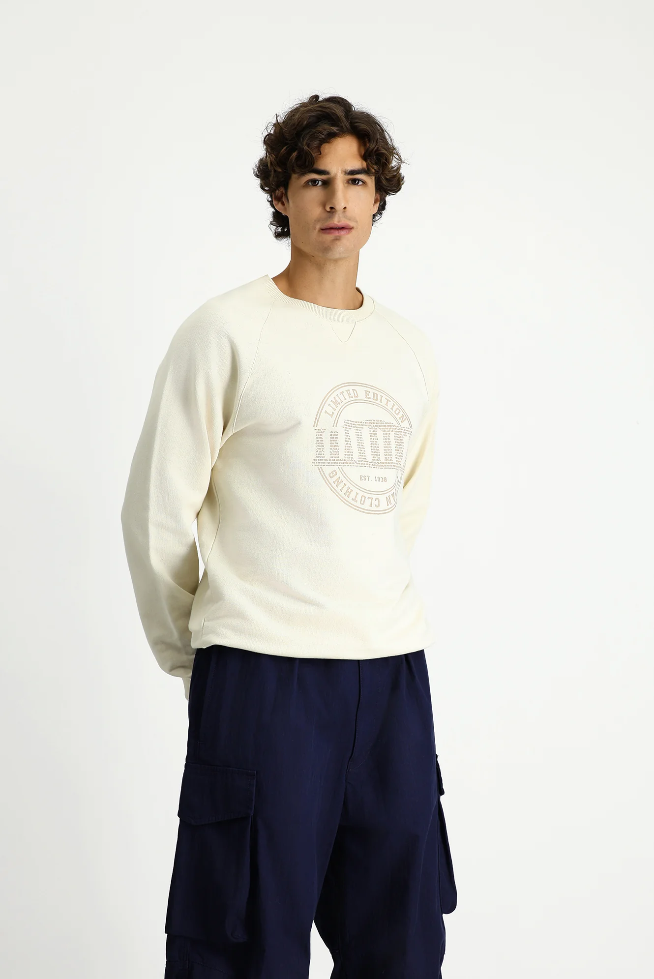 Ekru Bisiklet Yaka Regular Fit Baskılı Pamuk Sweatshirt - Image 4
