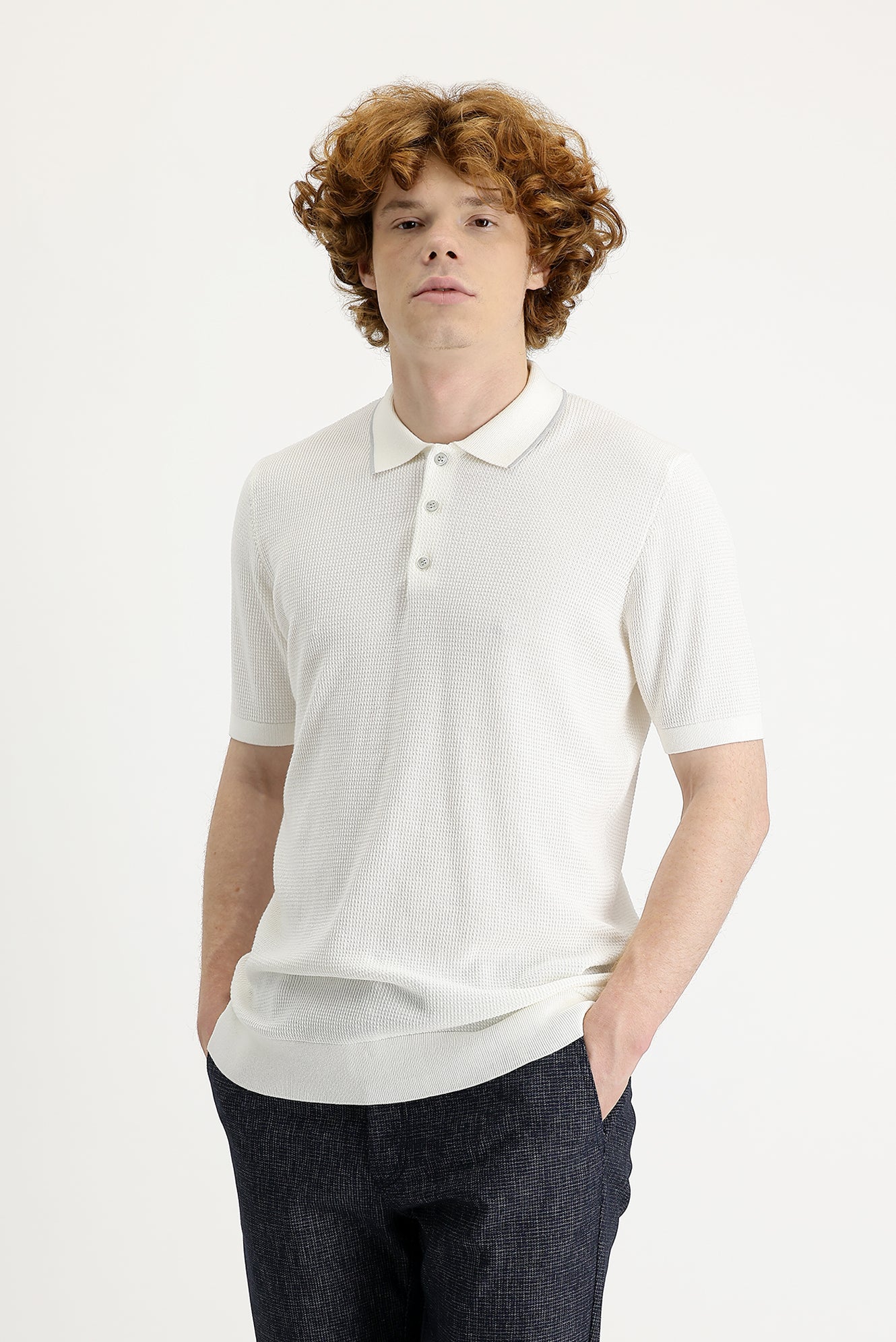 Ekru Polo Yaka Slim Fit Dar Kesim Tişört - Image 2