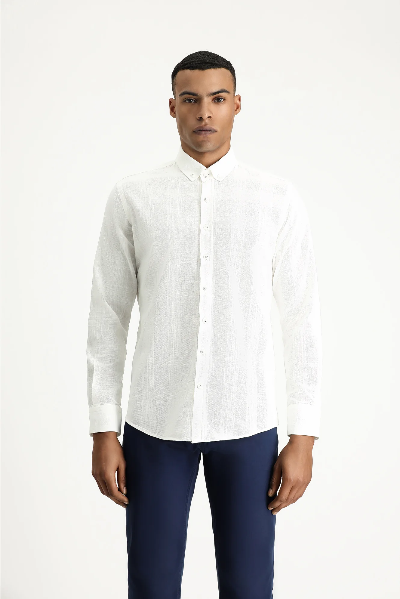 Ekru Uzun Kol Slim Fit Dar Kesim Desenli Spor Pamuk Düğmeli Yaka Gömlek - Image 3