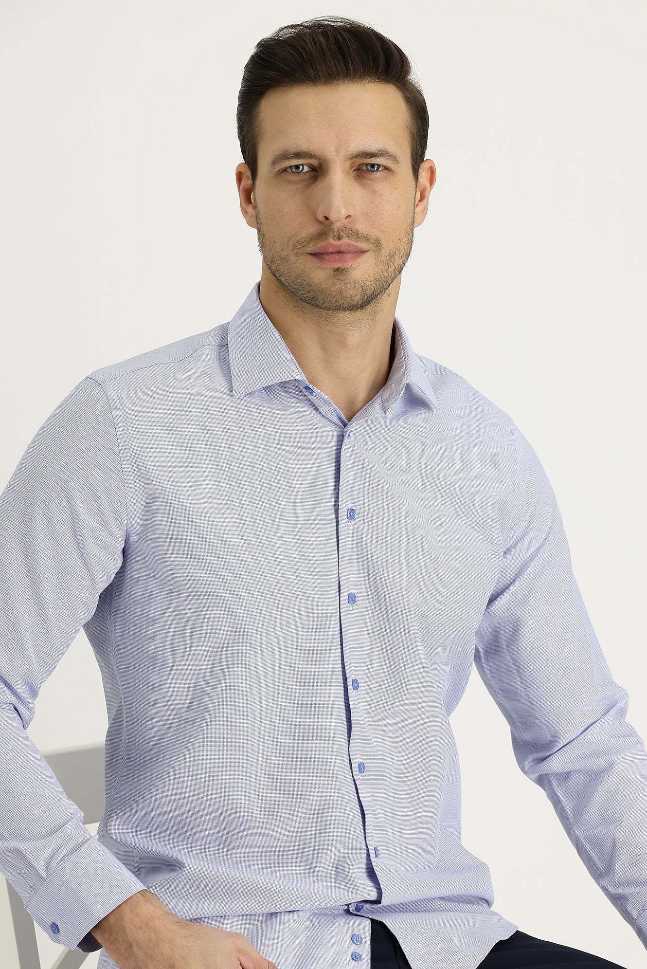 Gök Mavisi Uzun Kol Slim Fit Dar Kesim Klasik Desenli Pamuklu Kolay Ütülenebilir Gömlek