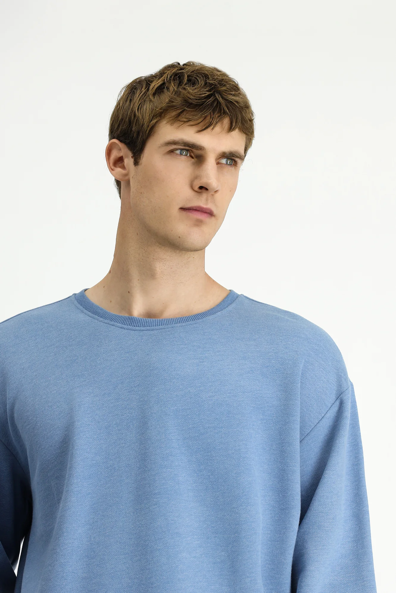 Havacı Mavi Bisiklet Yaka Regular Fit Pamuklu Basic Sweatshirt - Image 3