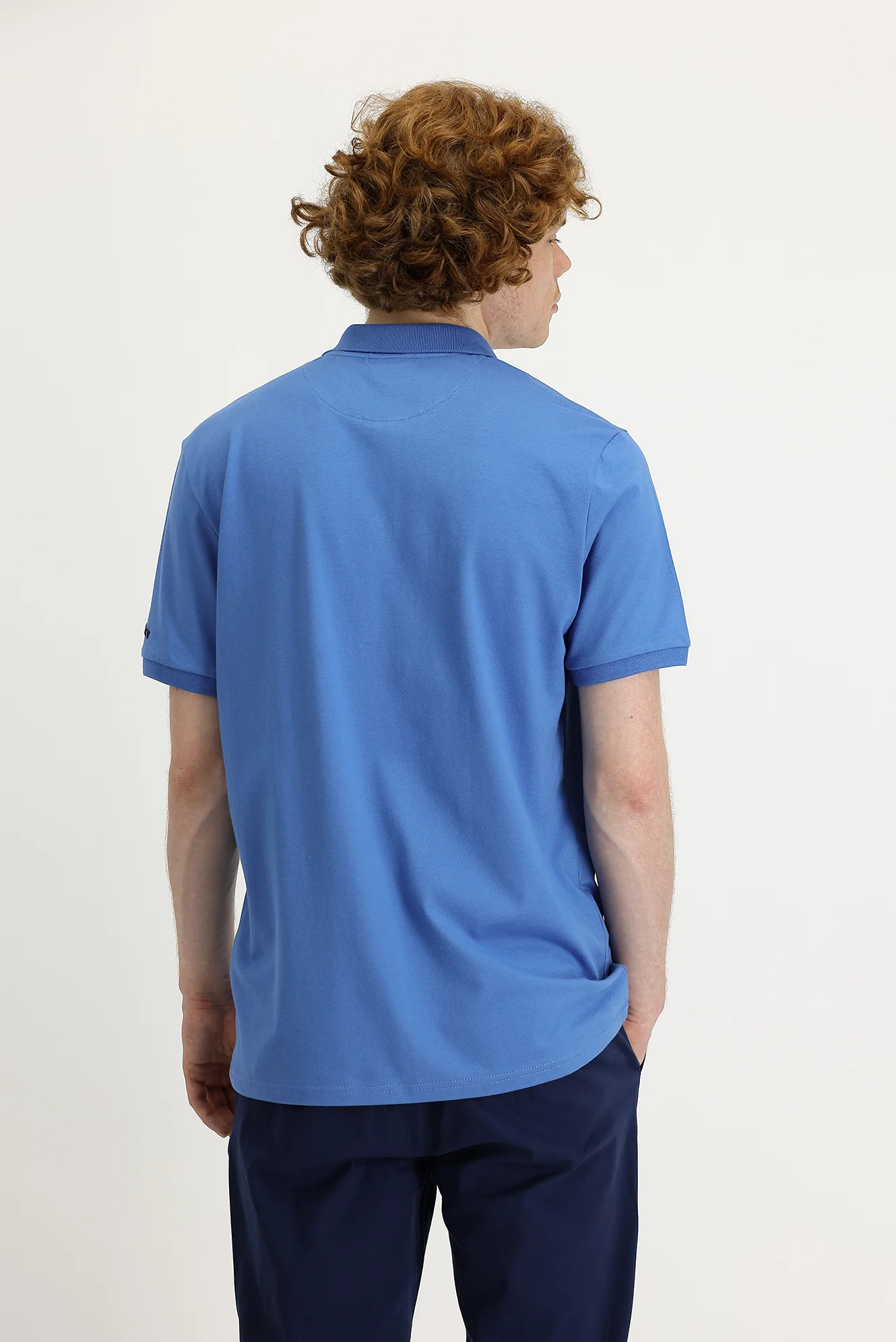 Havacı Mavi Polo Yaka Slim Fit Dar Kesim Baskılı Tişört - Image 4