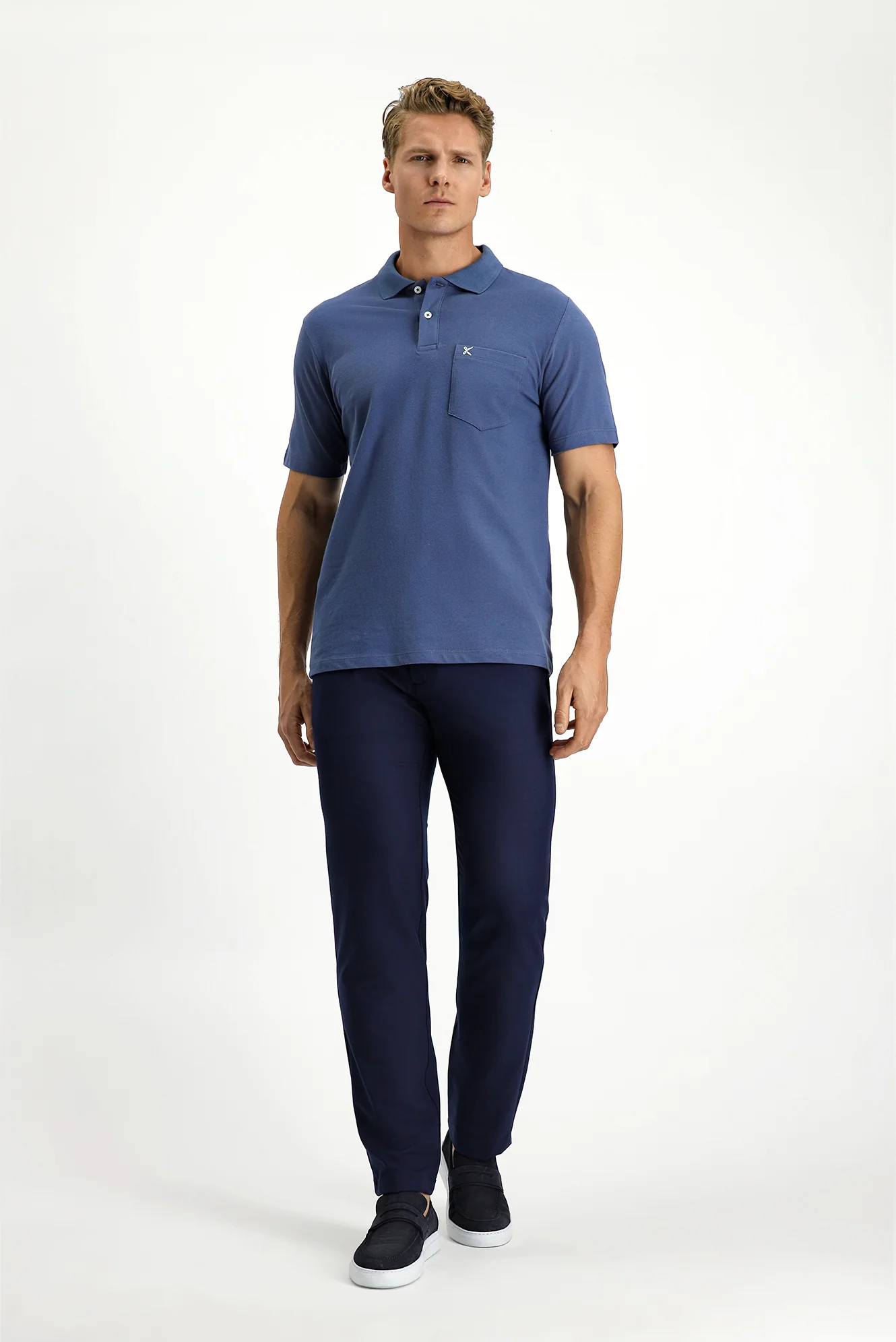 İndigo Polo Yaka Regular Fit Cepli Nakışlı %100 Pamuk Tişört - Image 2
