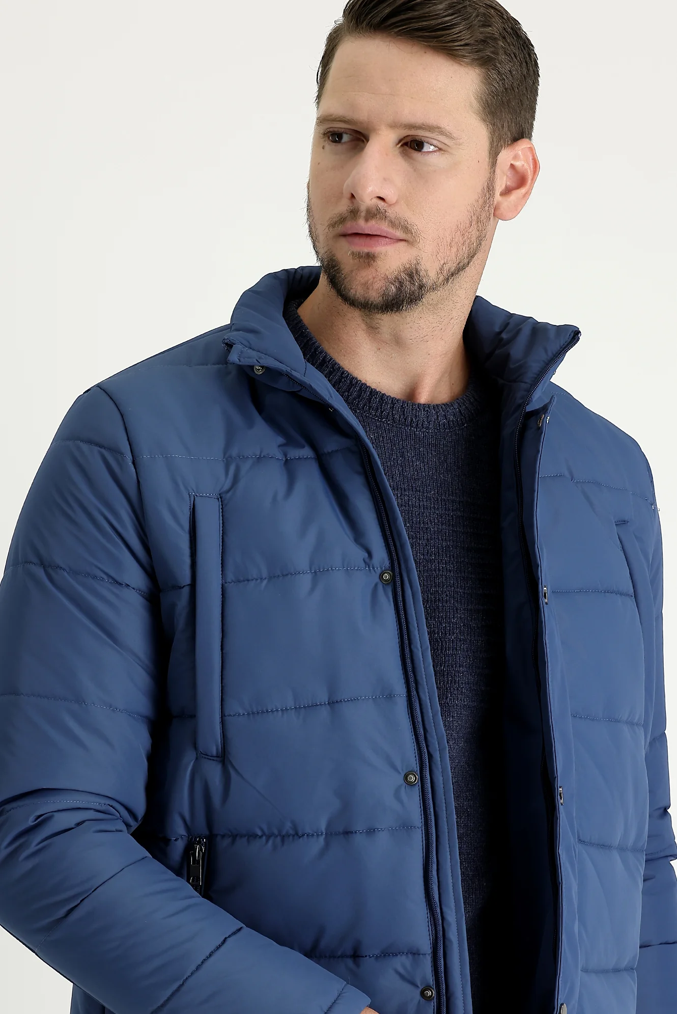 İndigo Kapüşonlu Kapitone Spor Mont - Image 4