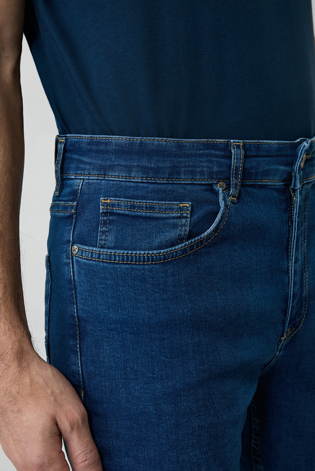 İndigo Regular Fit Standart Kesim Pamuklu Likralı Esnek 4 Mevsim Denim Pantolon - Image 5