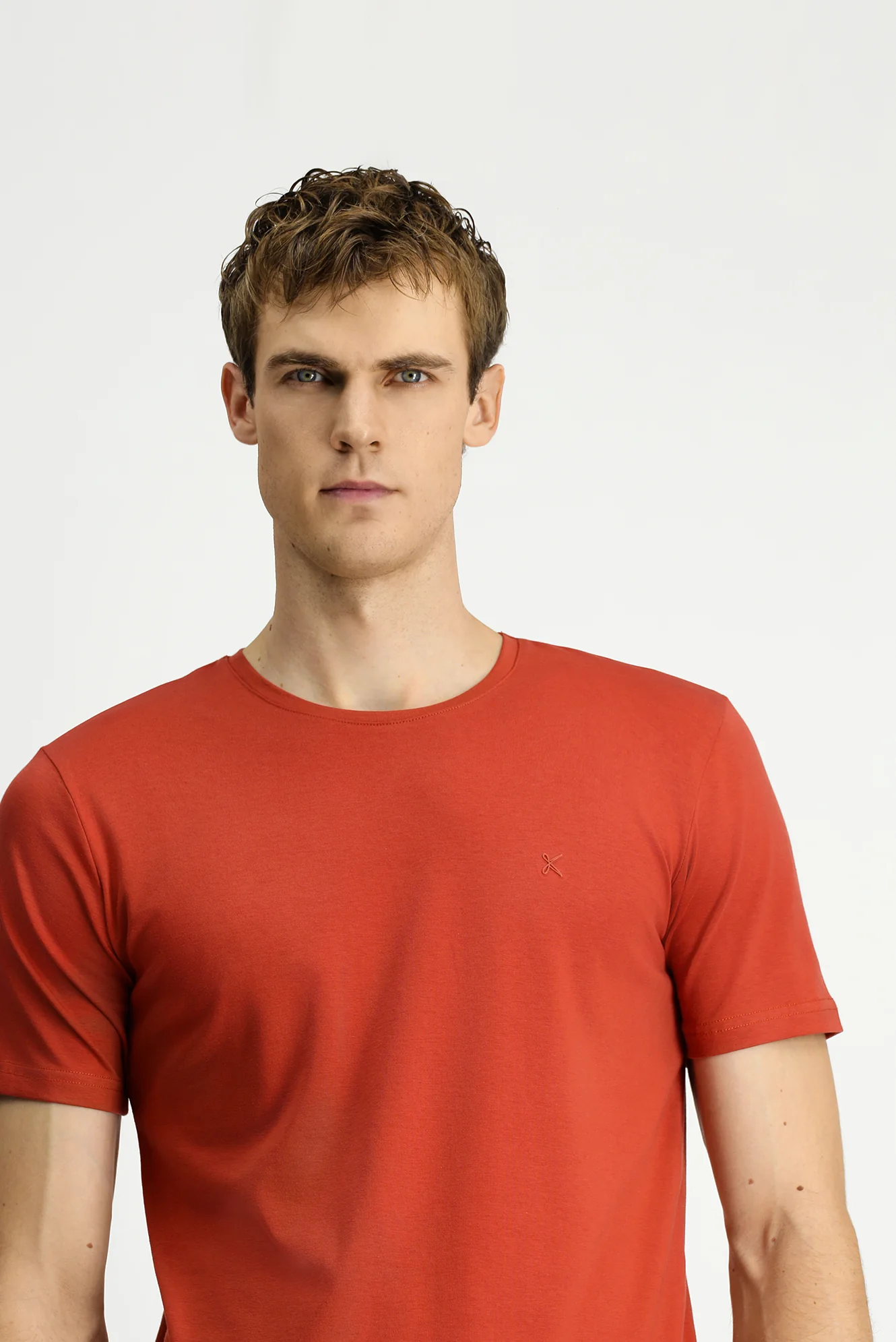 Turuncu Bisiklet Yaka Slim Fit Yumuşak Dokulu Pamuklu Likralı Esnek Tişört - Image 3