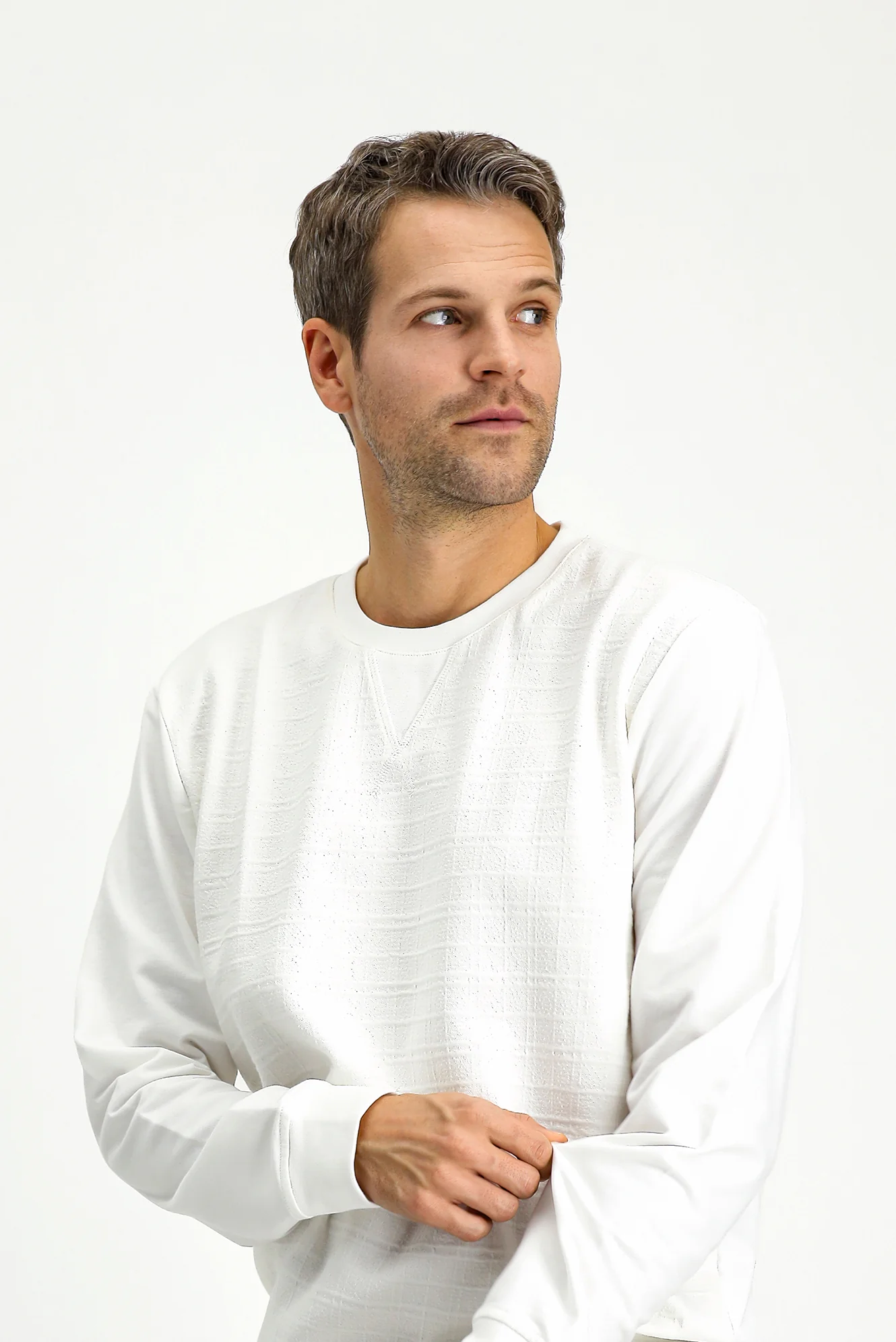 Kırık Beyaz Bisiklet Yaka Regular Fit Desenli Pamuklu Sweatshirt