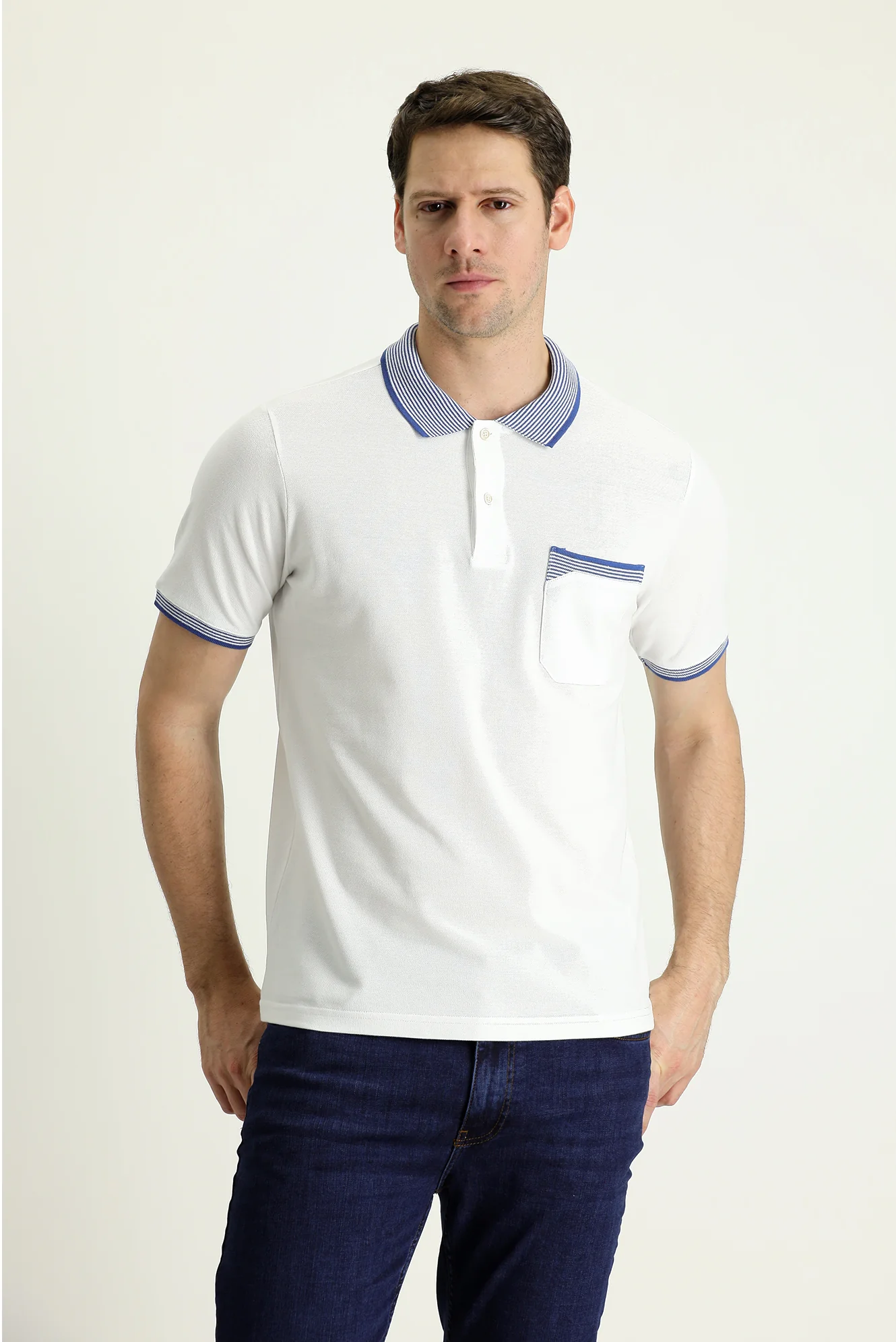 Kırık Beyaz Polo Yaka Regular Fit Desenli Pamuk Tişört