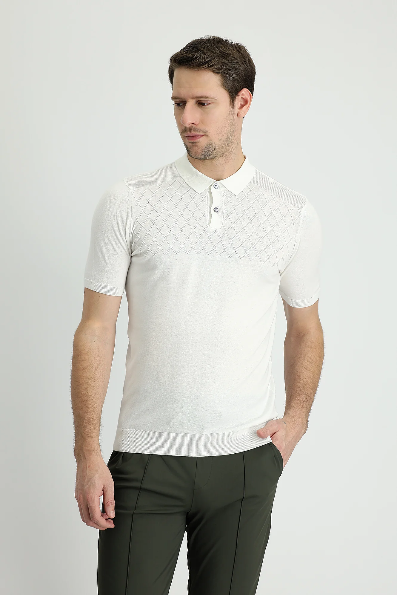 Kırık Beyaz Polo Yaka Regular Fit Desenli Pamuklu Tişört