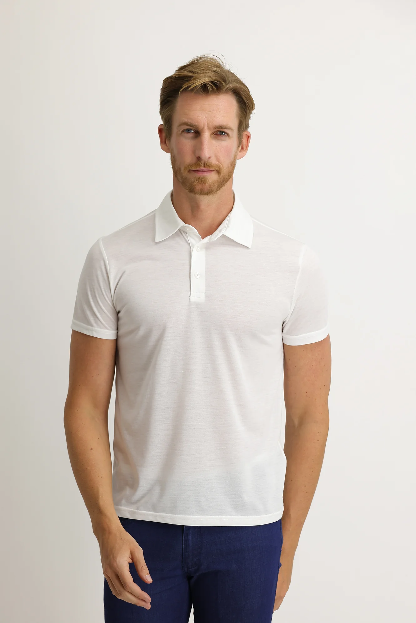 Kırık Beyaz Polo Yaka Slim Fit Dar Kesim Pamuk Tişört - Image 2