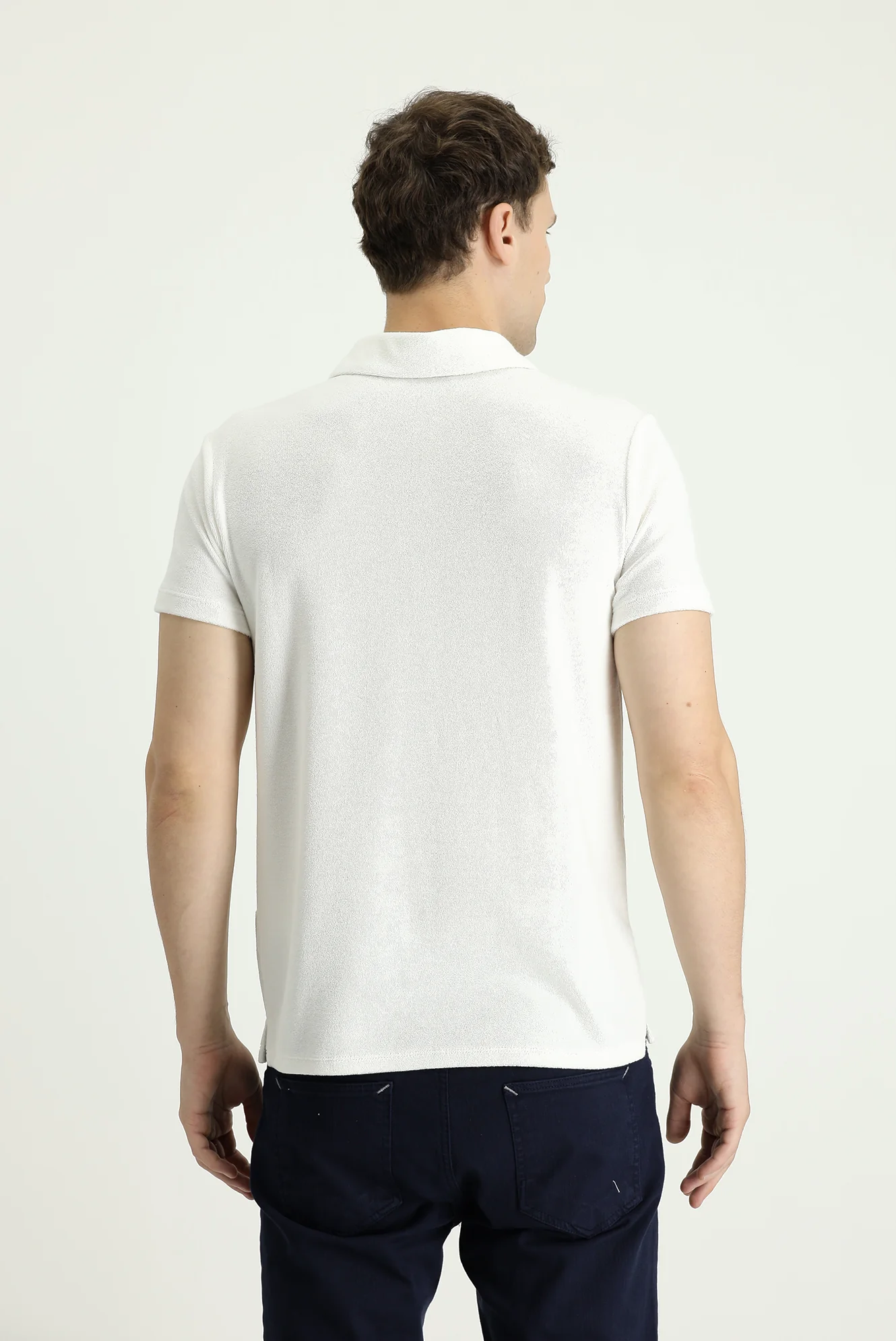 Kırık Beyaz Polo Yaka Slim Fit Dar Kesim Pamuklu Havlu Kumaş Tişört - Image 3