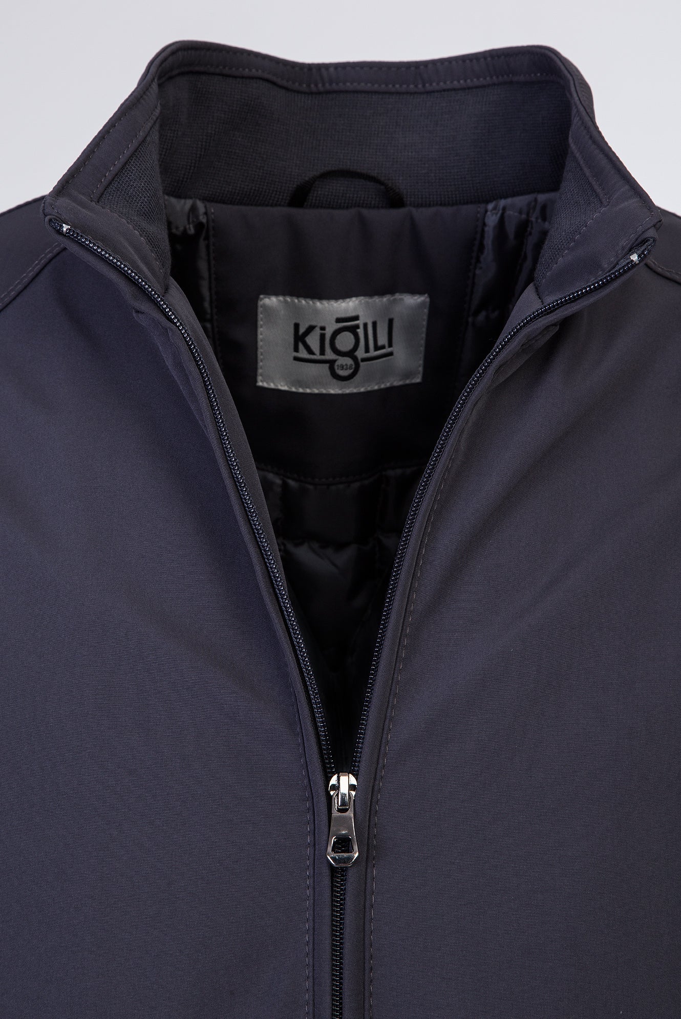 Koyu Antrasit İçi Dolgulu Spor Mont - Image 3