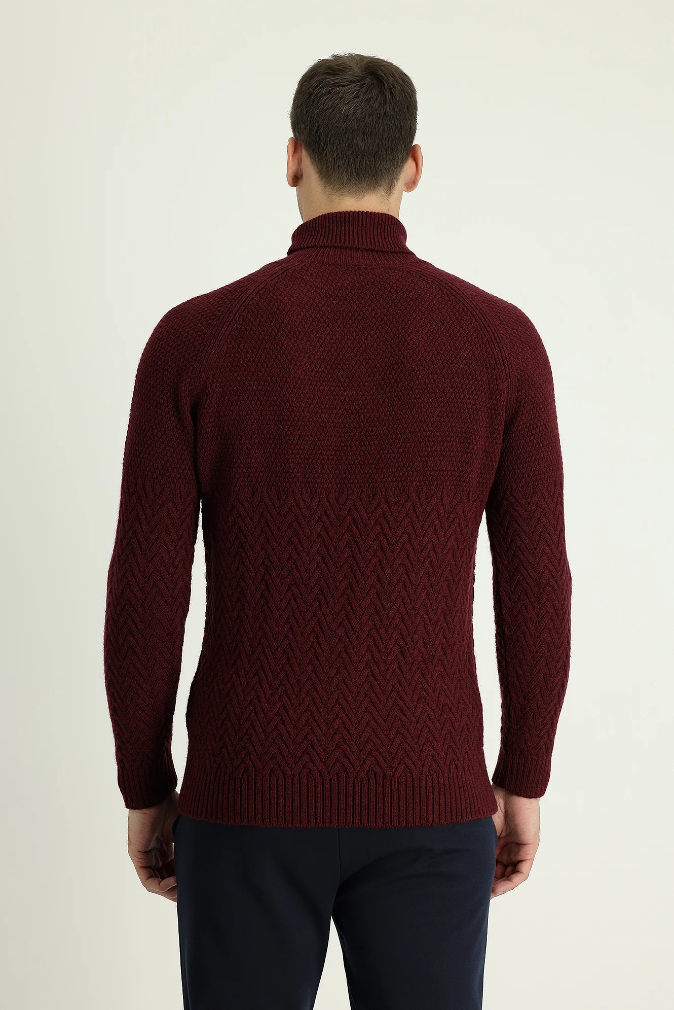 Koyu Bordo Balıkçı Yaka Slim Fit Dar Kesim Desenli Yünlü Triko Kazak - Image 3
