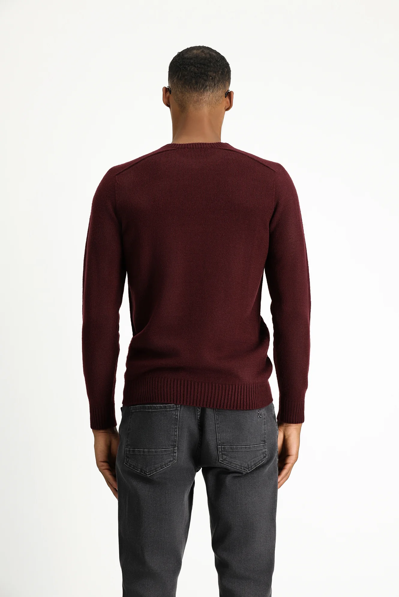 Koyu Bordo Bisiklet Yaka Regular Fit Dikişsiz Desenli Triko Kazak - Image 5