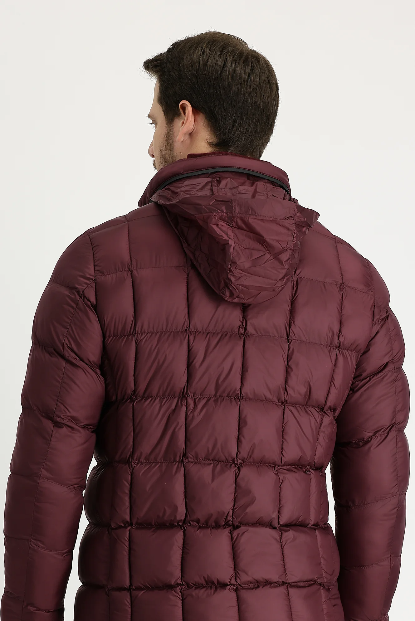 Koyu Bordo Slim Fit Dar Kesim Kapüşonlu Kapitone Mont - Image 5
