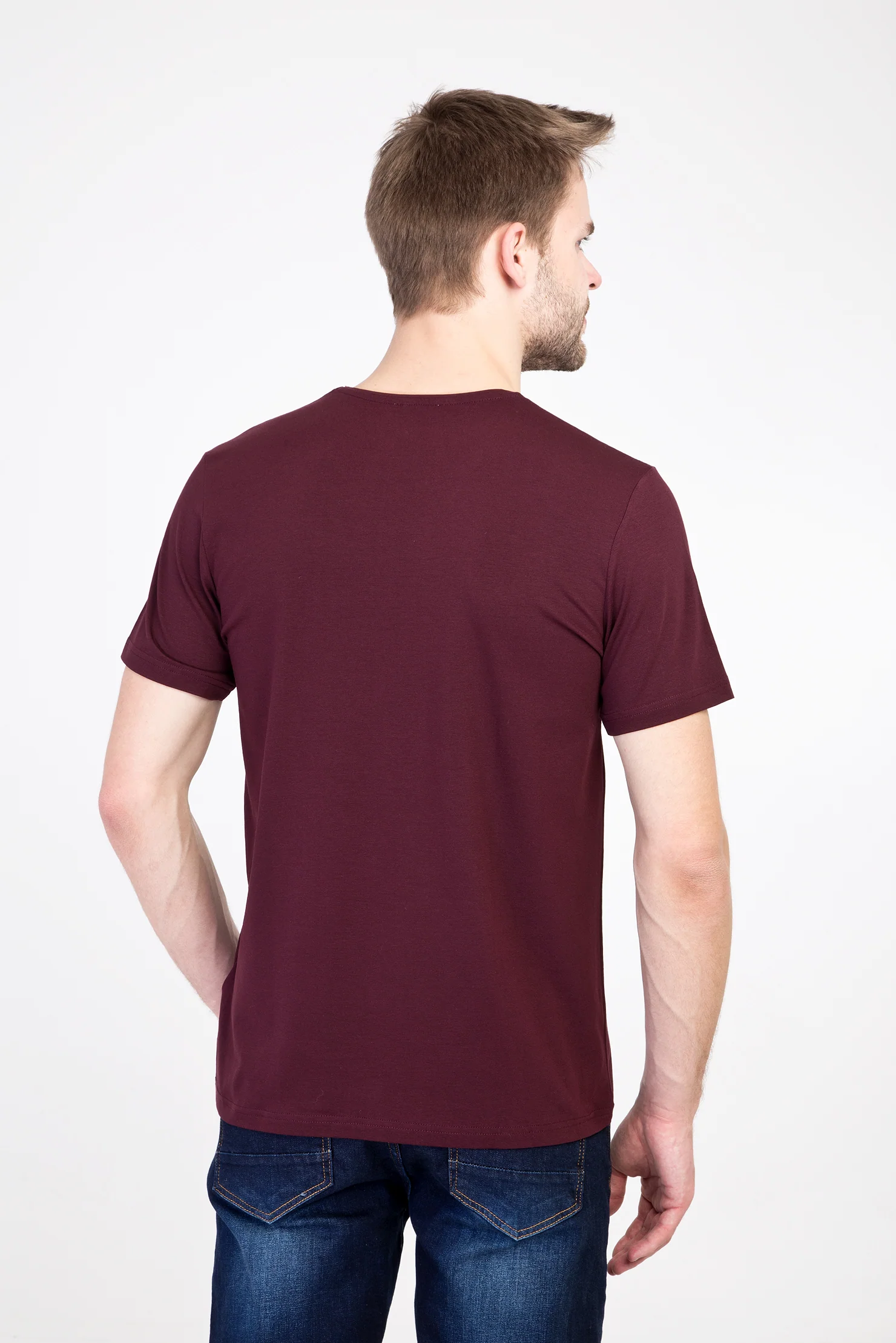 Koyu Bordo V Yaka Slim Fit Dar Kesim Tişört - Image 3