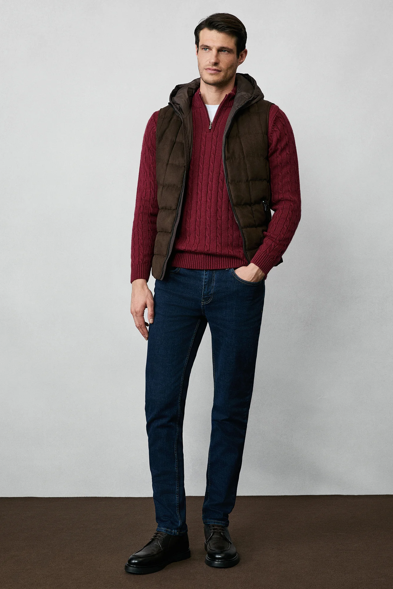Koyu İndigo Slim Fit Dar Kesim Pamuklu Likralı Esnek 4 Mevsim Denim Pantolon