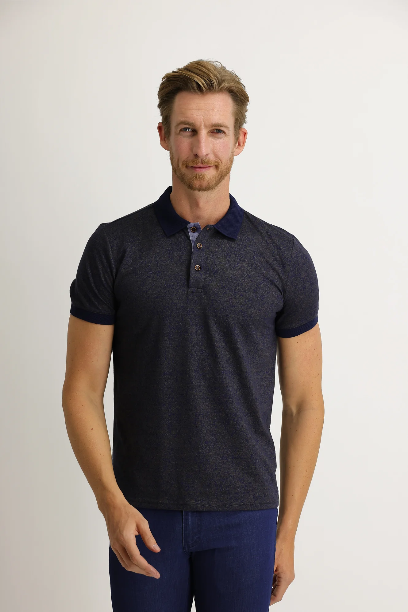 Koyu Kahve Polo Yaka Slim Fit Dar Kesim Desenli Tişört - Image 2