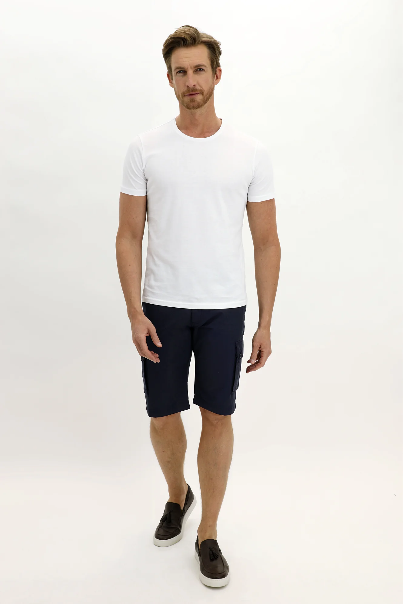 Koyu Lacivert Slim Fit Dar Kesim Bermuda Şort