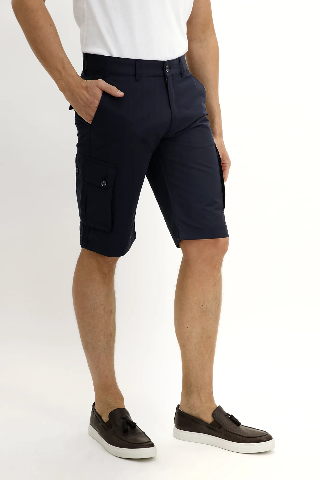 Koyu Lacivert Slim Fit Dar Kesim Bermuda Şort - Image 3