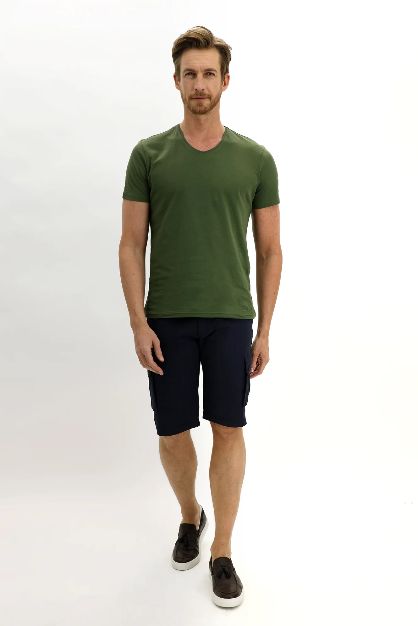 Koyu Lacivert Slim Fit Dar Kesim Bermuda Şort