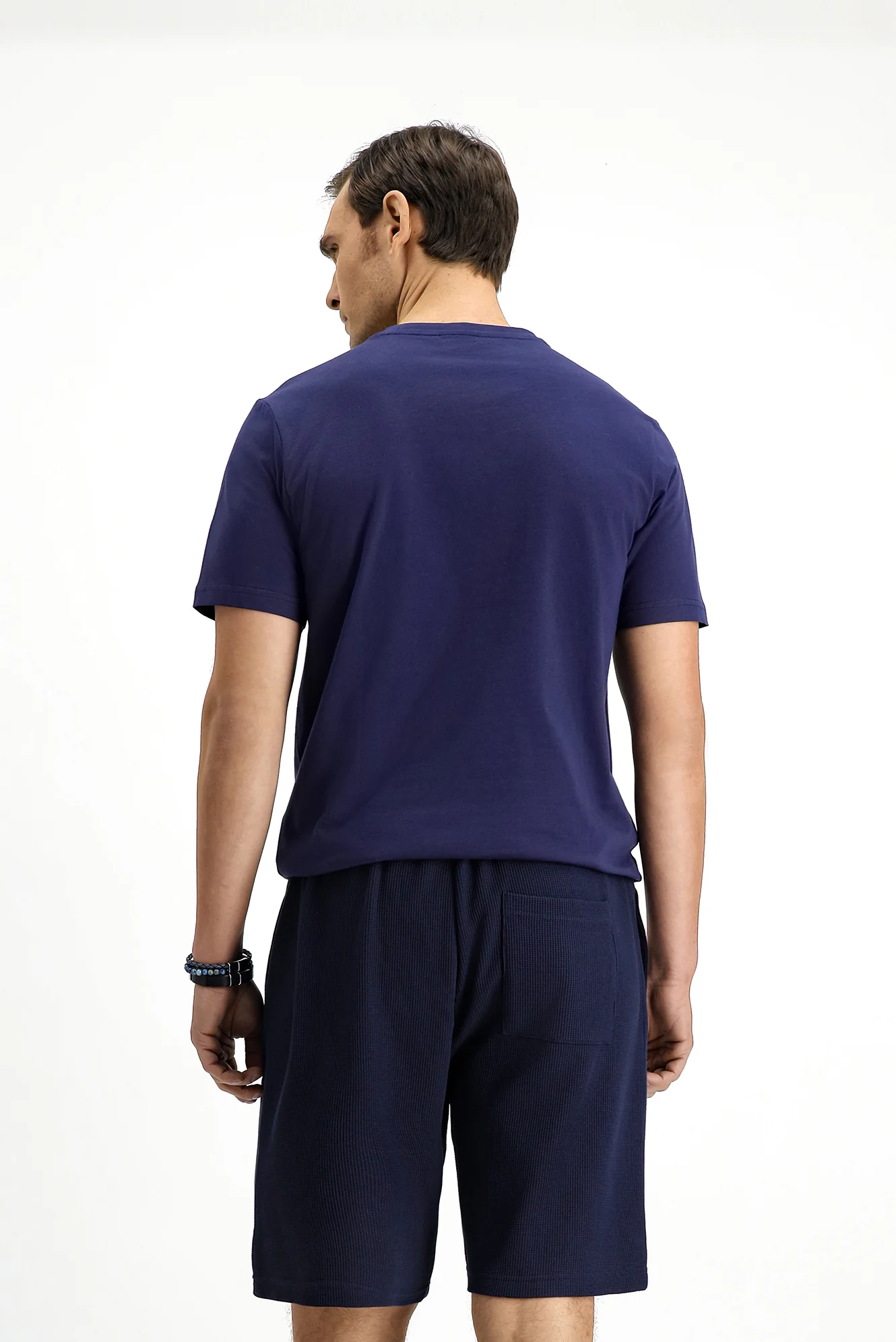 Koyu Lacivert Bisiklet Yaka Slim Fit Dar Kesim Baskılı Pamuklu Tişört - Image 4