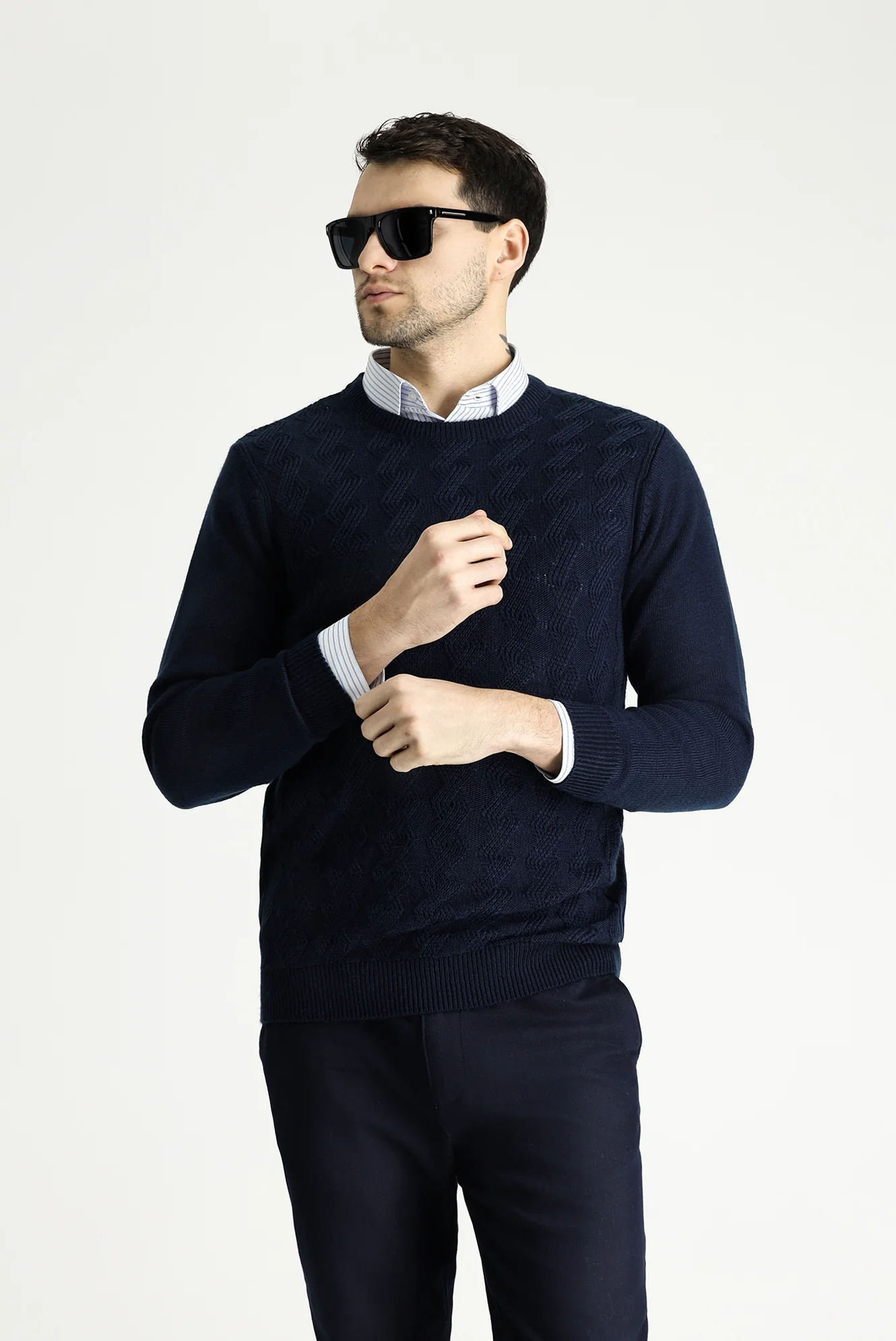 Koyu Lacivert Bisiklet Yaka Slim Fit Dar Kesim Desenli Triko Kazak