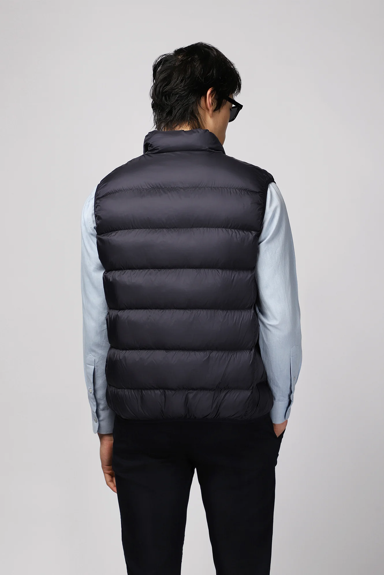 Koyu Lacivert Kapitone Çantalı Spor Şişme Yelek - Image 4