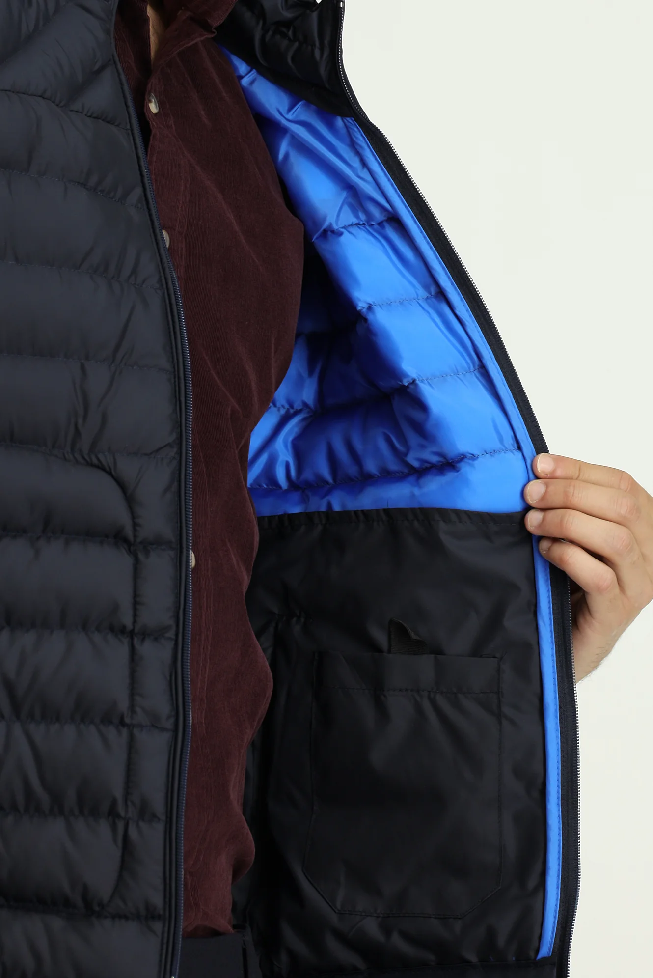 Koyu Lacivert Slim Fit Dik Yaka Fermuarlı Kapitone Spor Yelek - Image 6