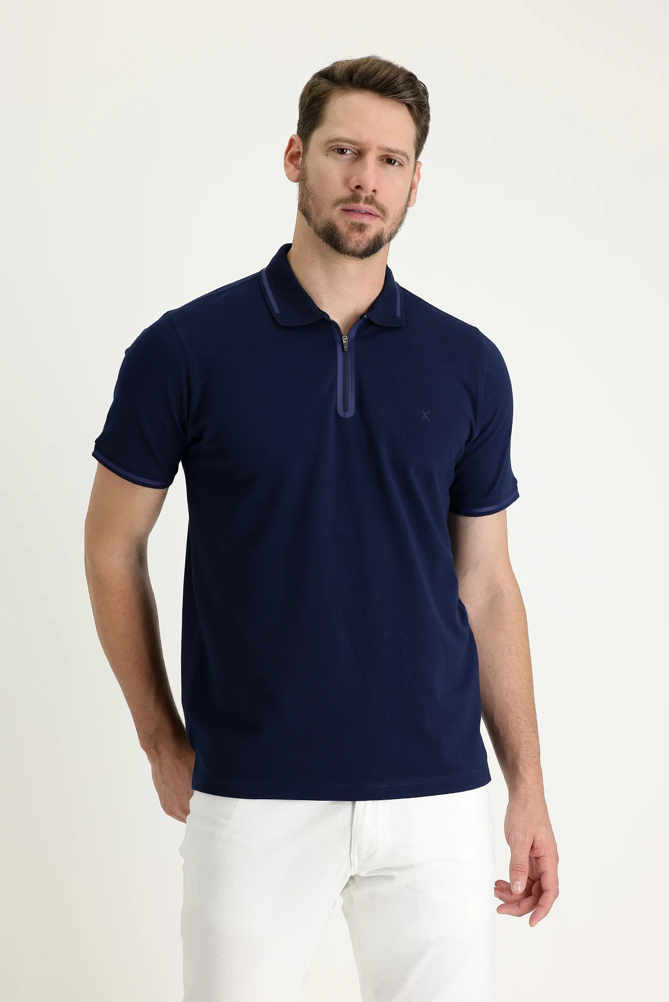 Koyu Lacivert Polo Yaka Regular Fit Fermuarlı Nakışlı Pamuk Tişört