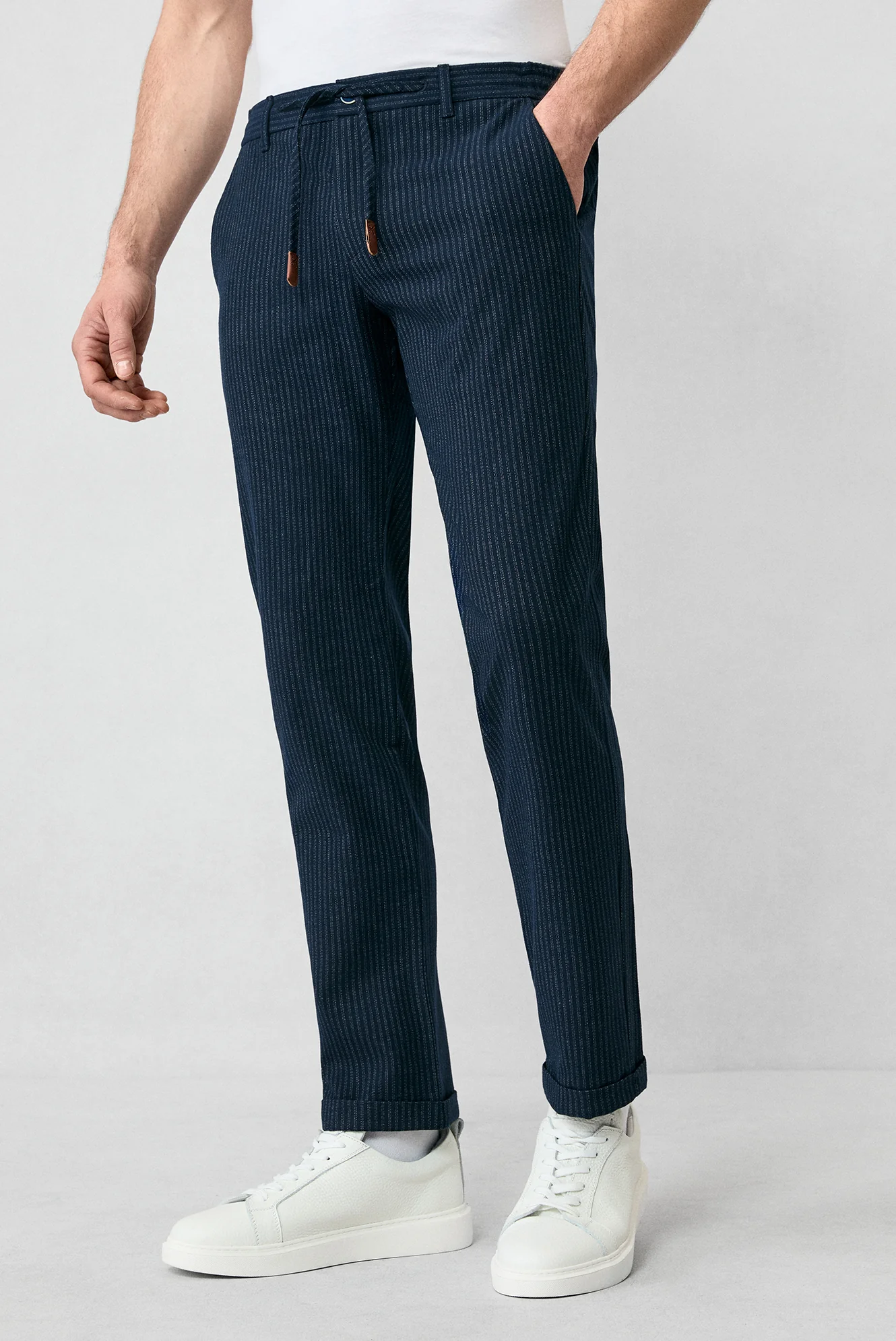 Koyu Lacivert Regular Fit Standart Kesim Çizgili Likralı Beli Lastikli İpli Pantolon - Image 5