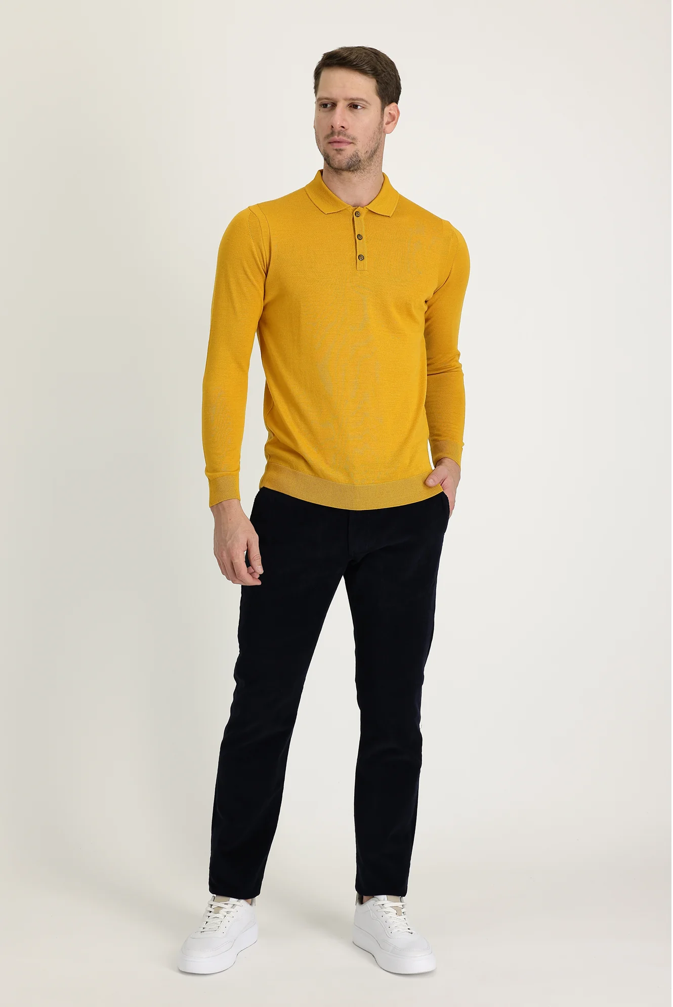 Koyu Lacivert Regular Fit Standart Kesim Likralı Kadife Pantolon