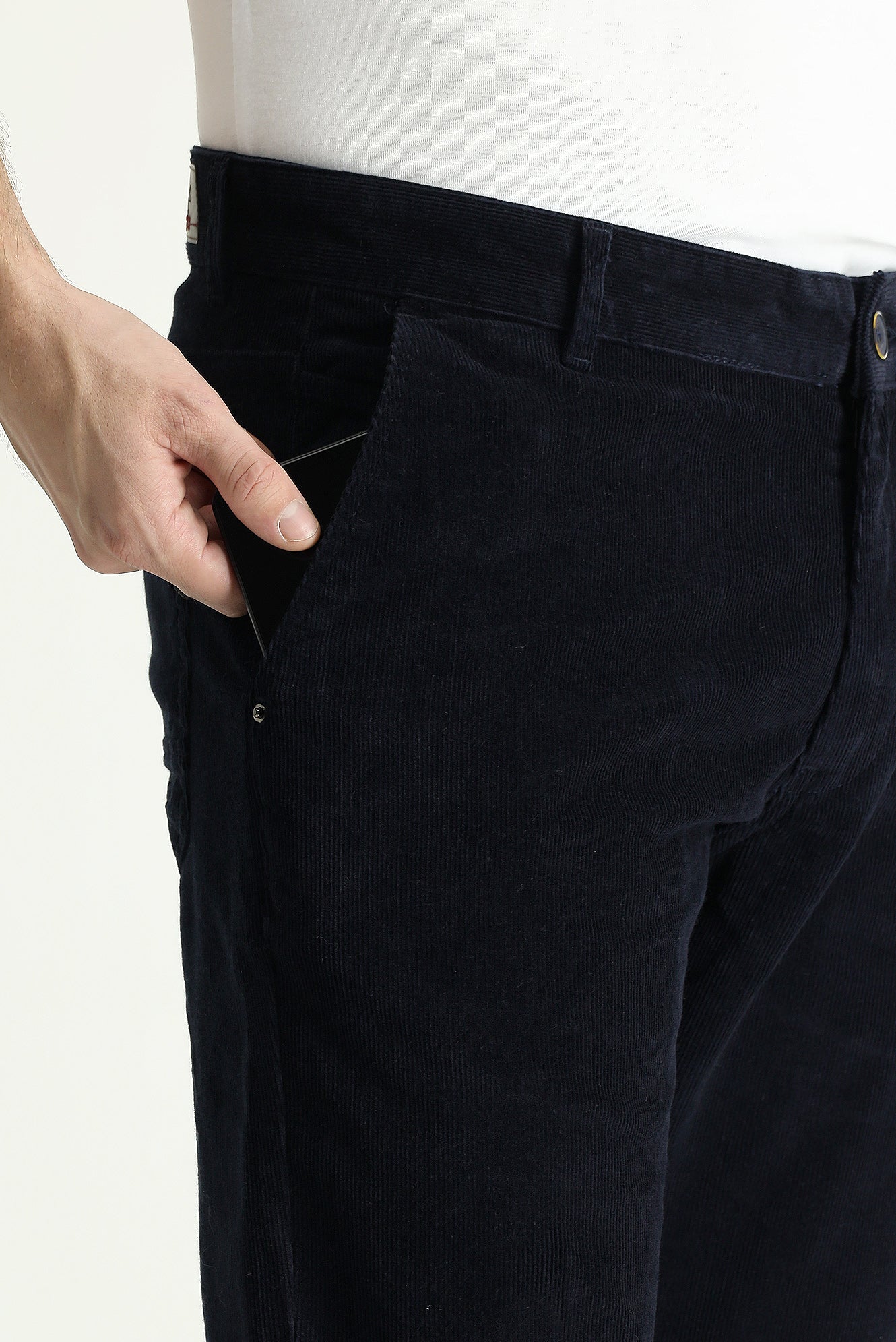 Koyu Lacivert Regular Fit Standart Kesim Likralı Kadife Pantolon - Image 4