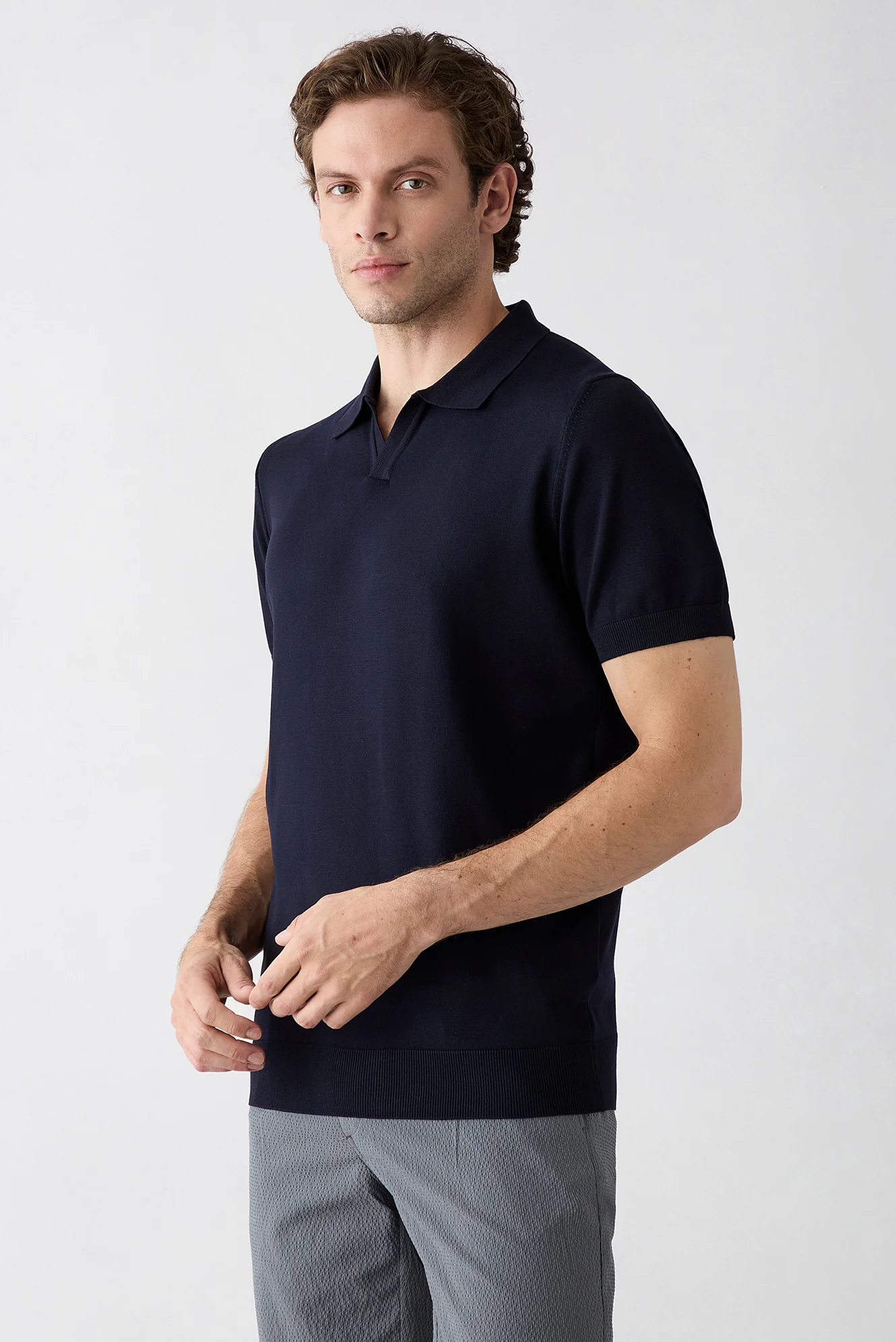Koyu Lacivert Düğmesiz Polo Yaka Regular Fit Örme Tişört - Image 2