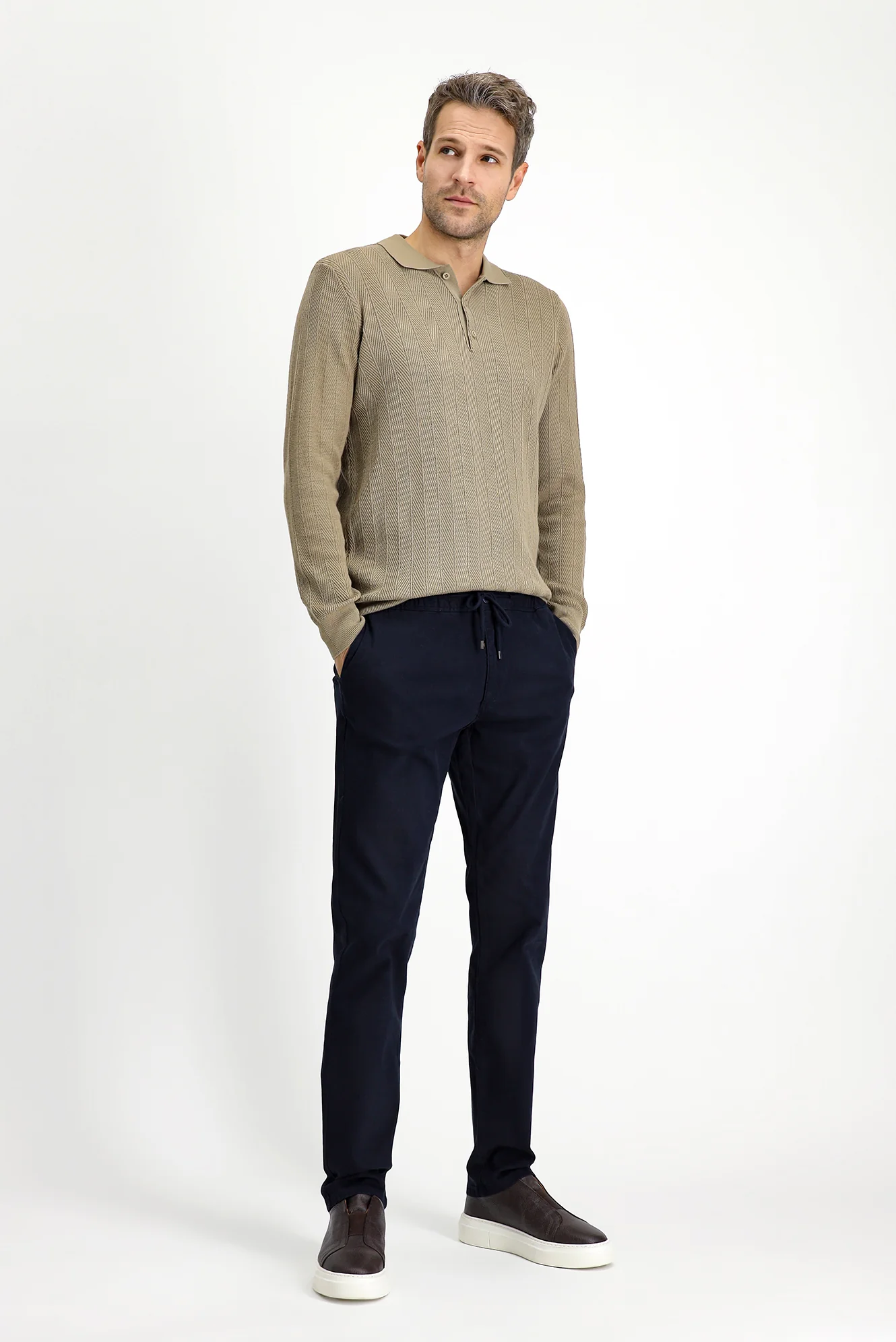 Koyu Lacivert Slim Fit Dar Kesim Likralı Beli Lastikli İpli Jogger Pantolon - Image 2