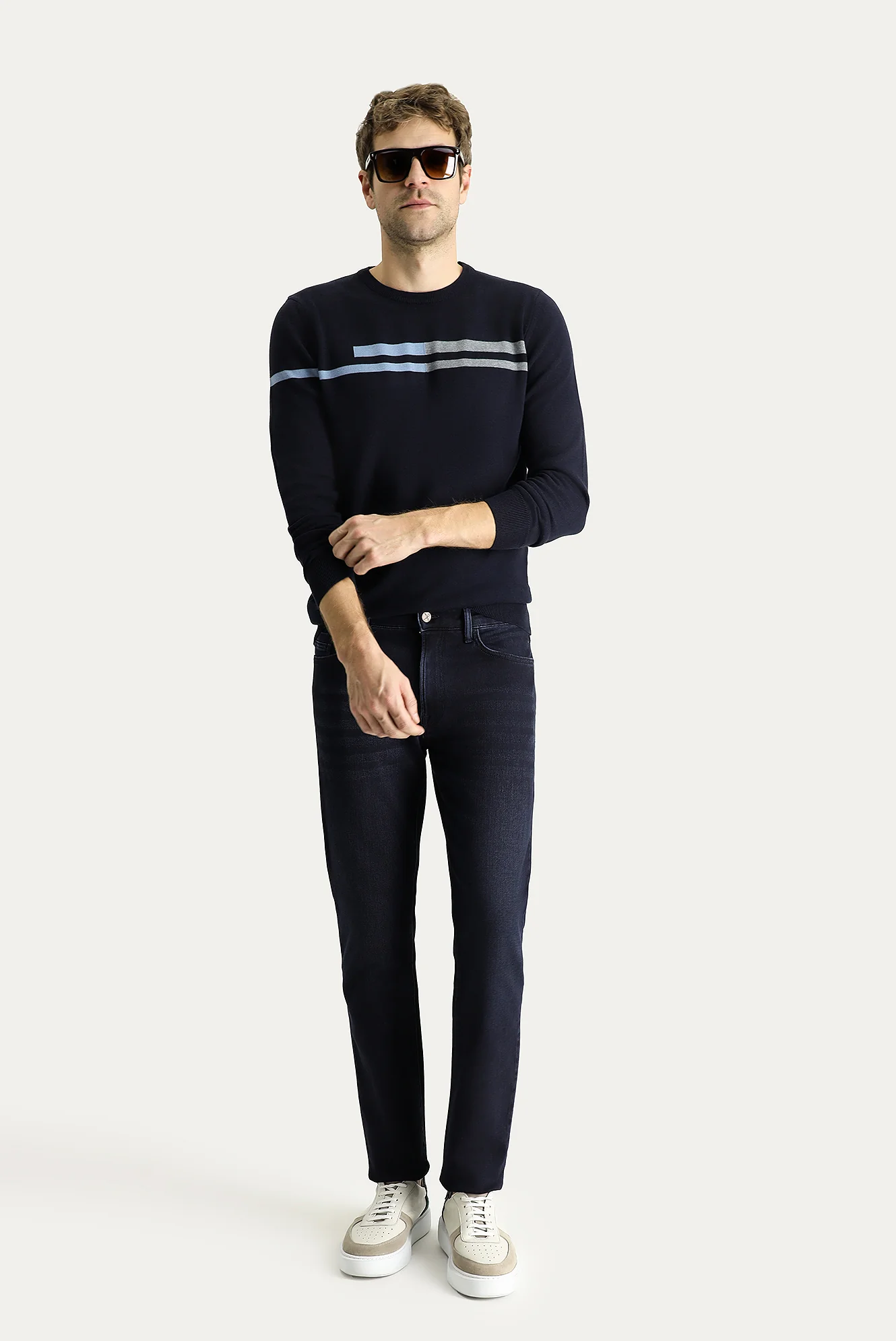 Koyu Lacivert Slim Fit Dar Kesim Likralı Denim Pantolon - Image 2