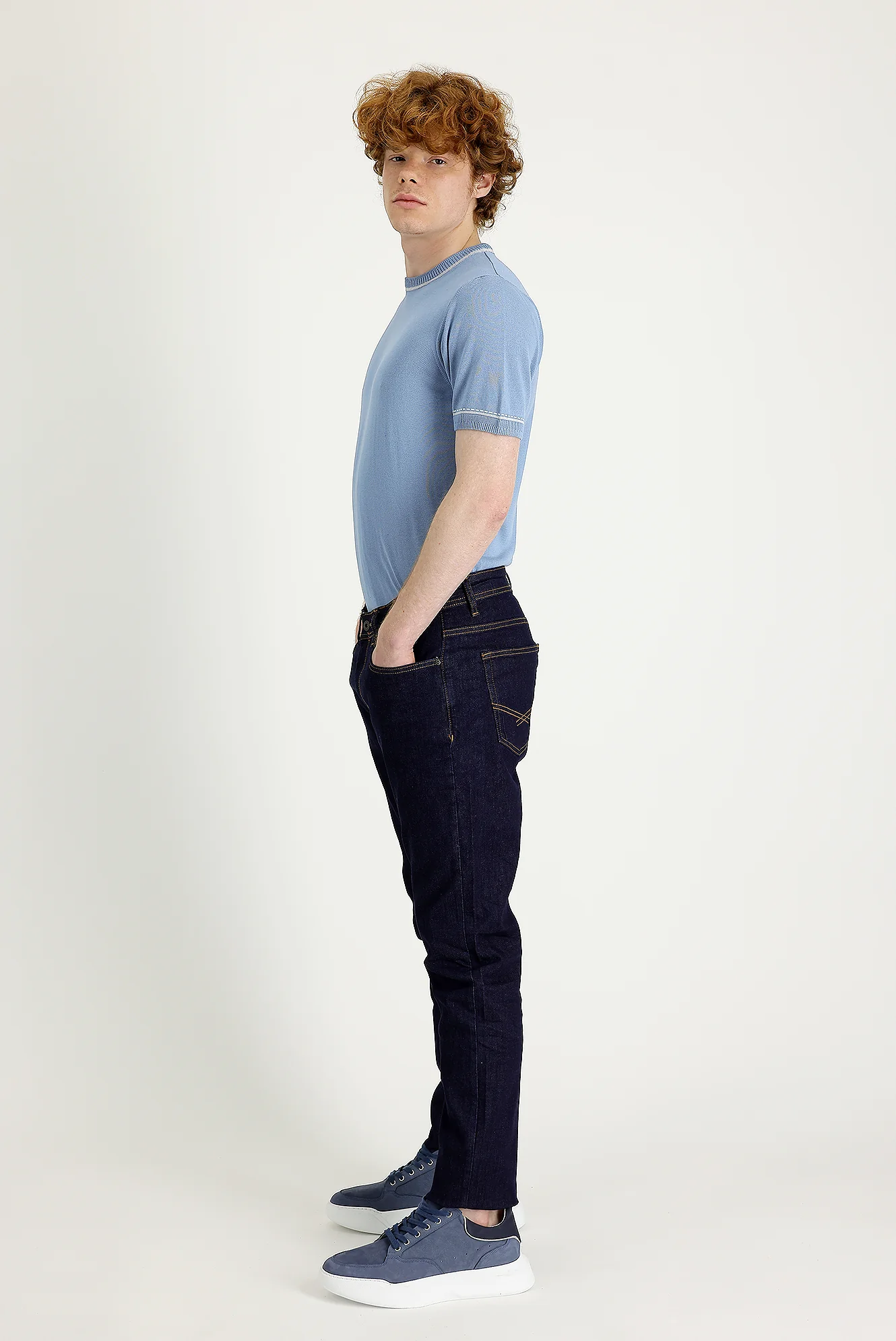 Koyu Lacivert Slim Fit Dar Kesim Likralı Denim Pantolon - Image 3