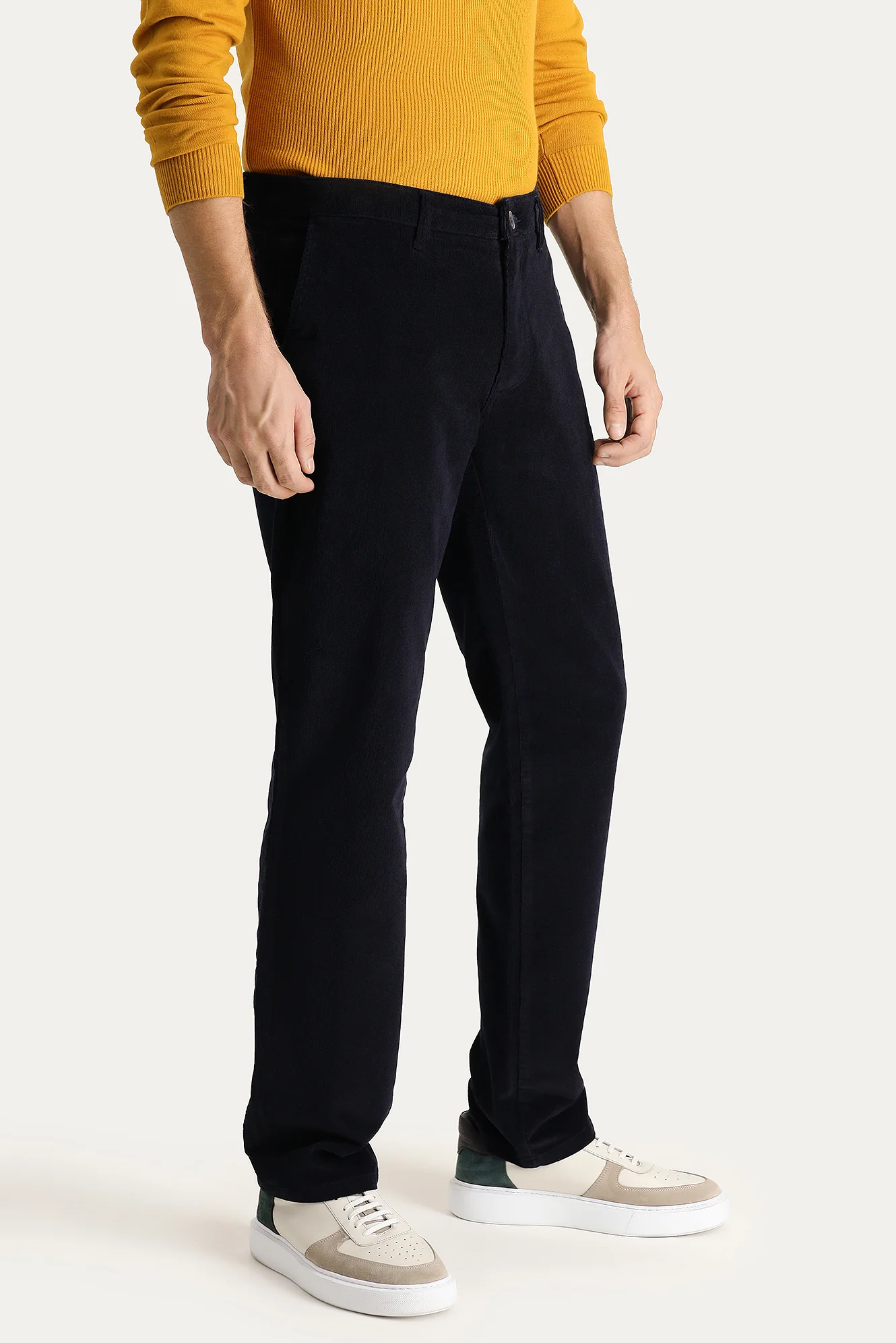 Koyu Lacivert Slim Fit Dar Kesim Likralı Kadife Pantolon - Image 3