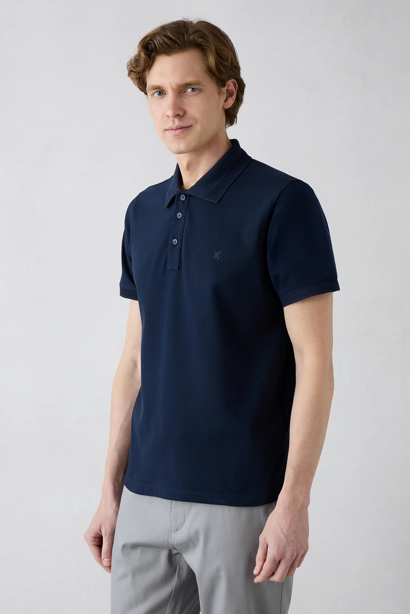 Koyu Lacivert Kıvrılmaz Polo Yaka Slim Fit Dar Kesim Ribana Detaylı Pamuk Tişört - Image 2