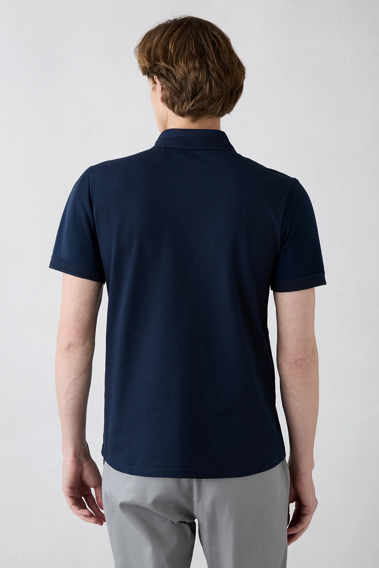 Koyu Lacivert Kıvrılmaz Polo Yaka Slim Fit Dar Kesim Ribana Detaylı Pamuk Tişört - Image 4