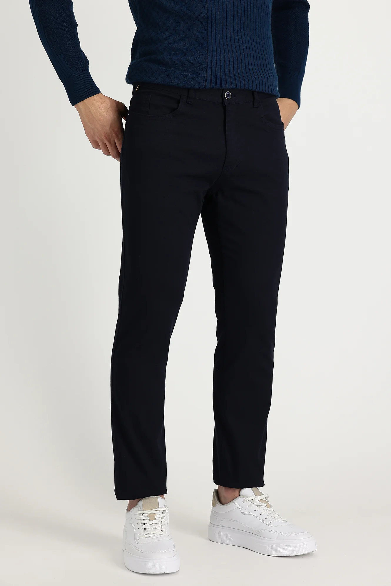 Koyu Lacivert Slim Fit Dar Kesim Spor Pantolon - Image 2