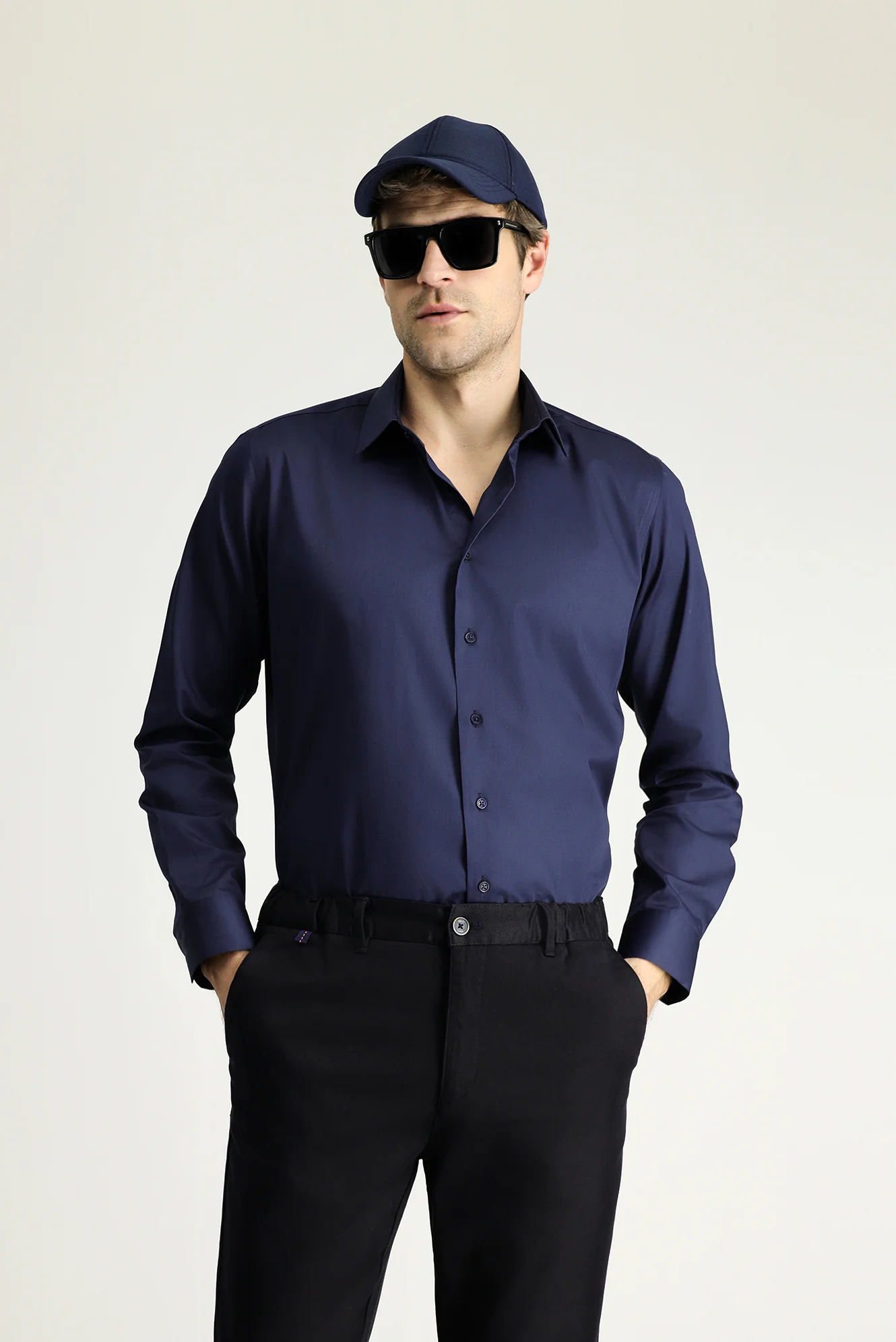Koyu Lacivert Uzun Kol Slim Fit Dar Kesim Klasik Nano Care Su İtici Leke Tutmaz 4 Mevsim Pamuk Gömlek - Image 2