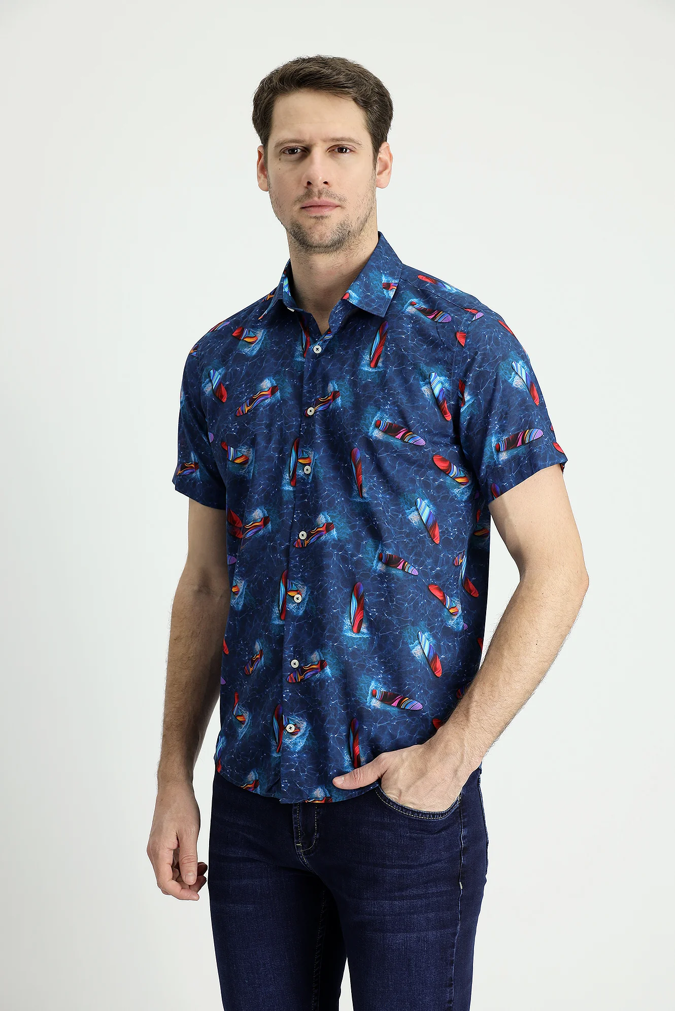 Koyu Mavi Kısa Kol Slim Fit Dar Kesim Baskılı Pamuk Gömlek - Image 2