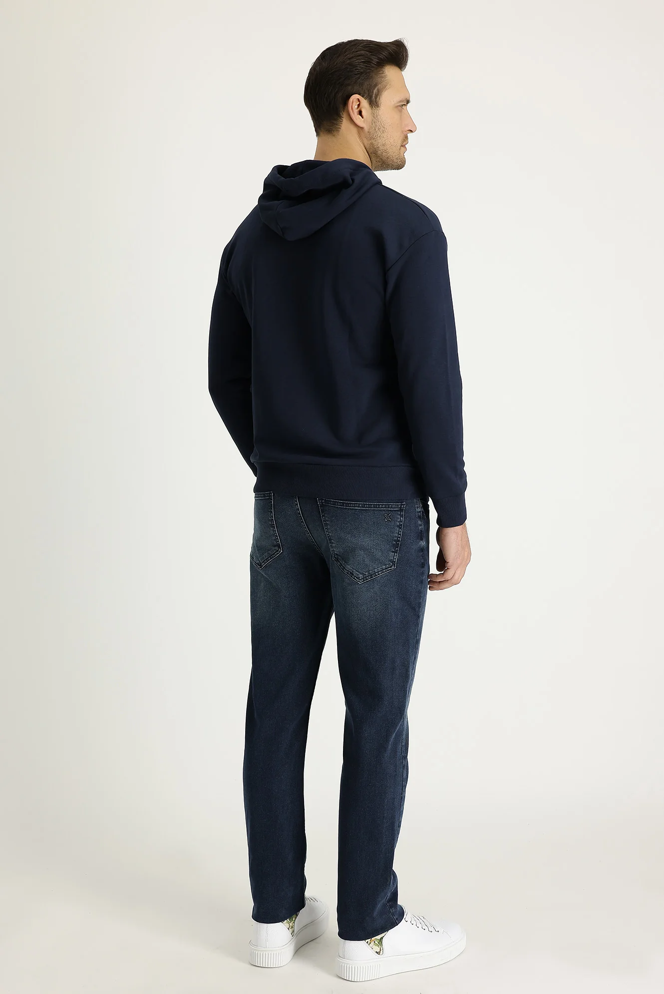 Koyu Mavi Regular Fit Standart Kesim Likralı Denim Pantolon - Image 4