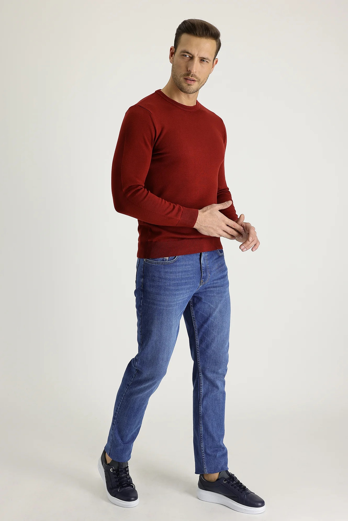 Koyu Mavi  Regular Fit Standart Kesim Likralı Denim Pantolon