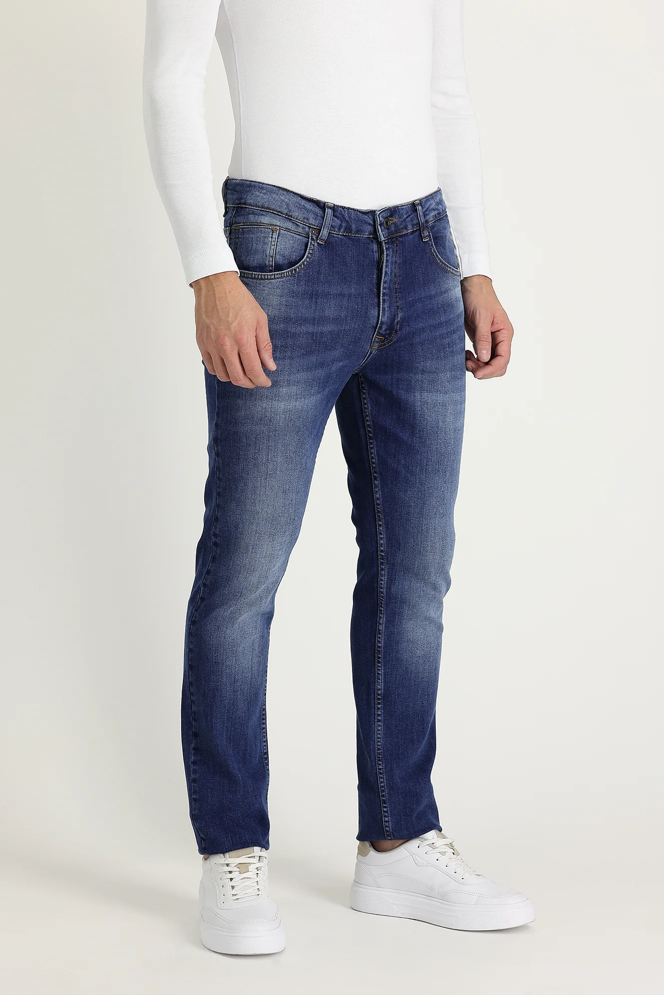 Koyu Mavi Slim Fit Dar Kesim Likralı Denim Pantolon - Image 3