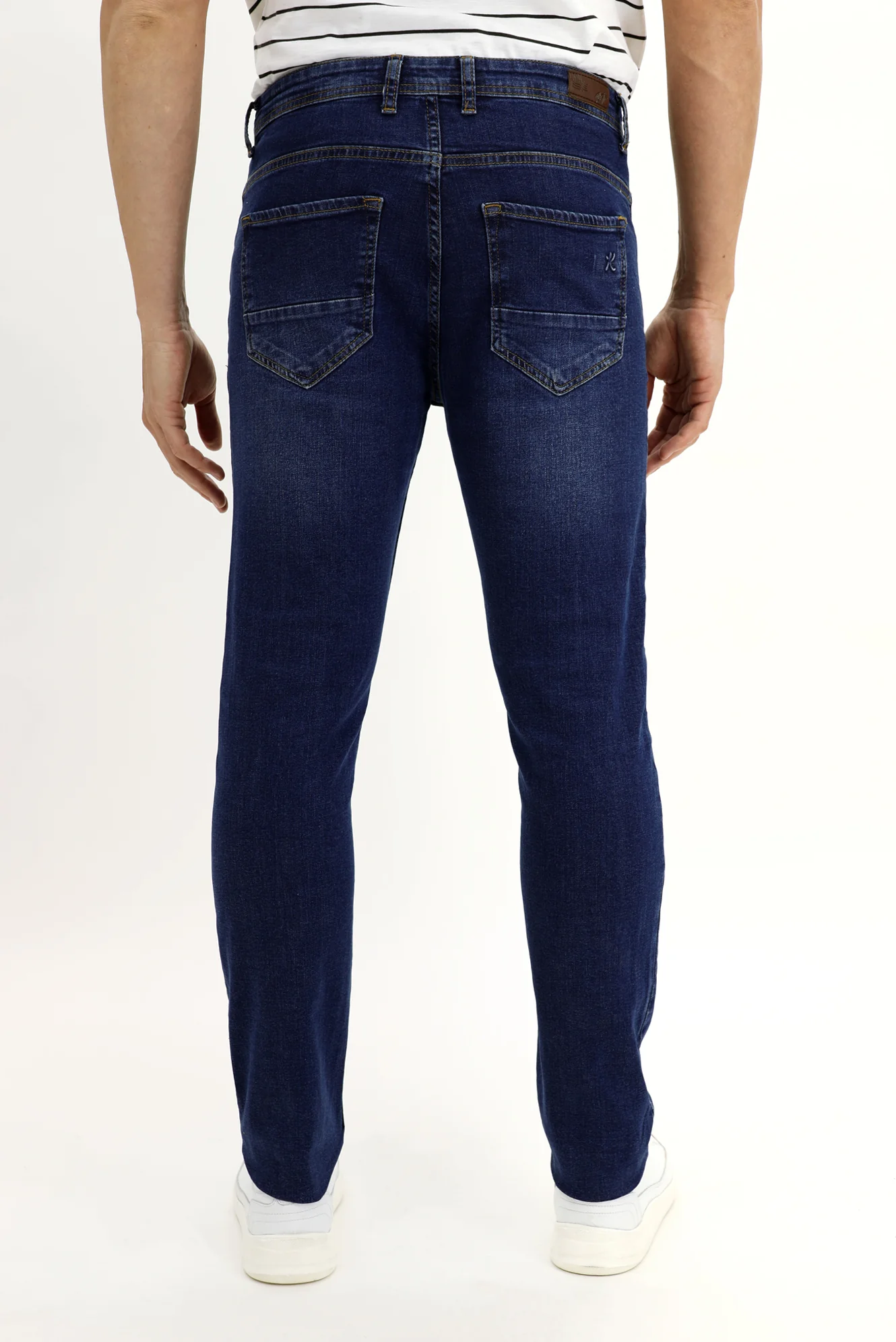Koyu Mavi Slim Fit Dar Kesim Likralı Denim Pantolon - Image 3