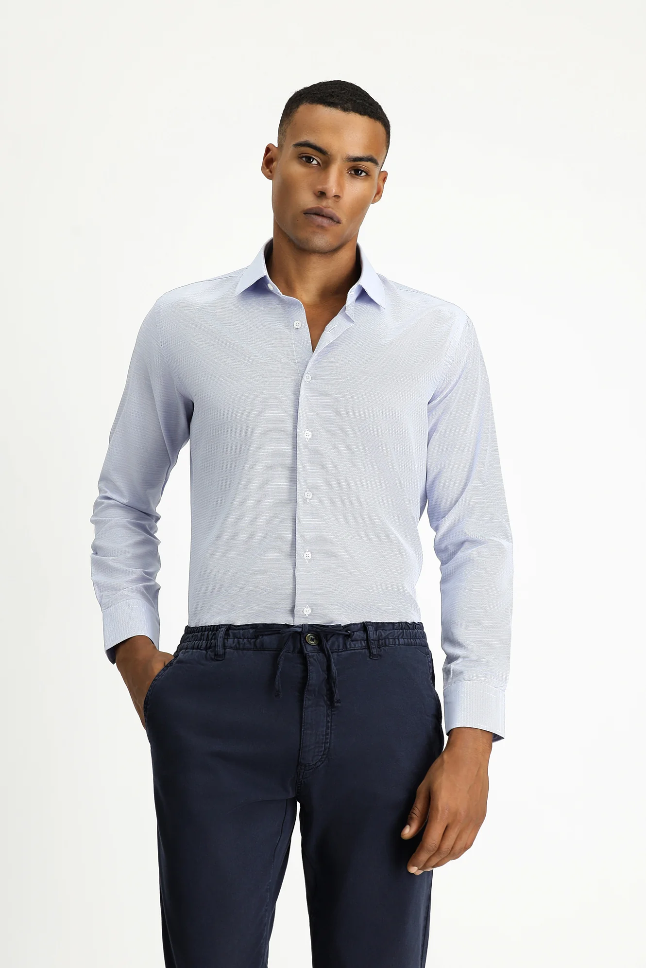 Koyu Mavi Uzun Kol Slim Fit Klasik Yaka Pamuklu Kolay Ütülenebilir Desenli Gömlek