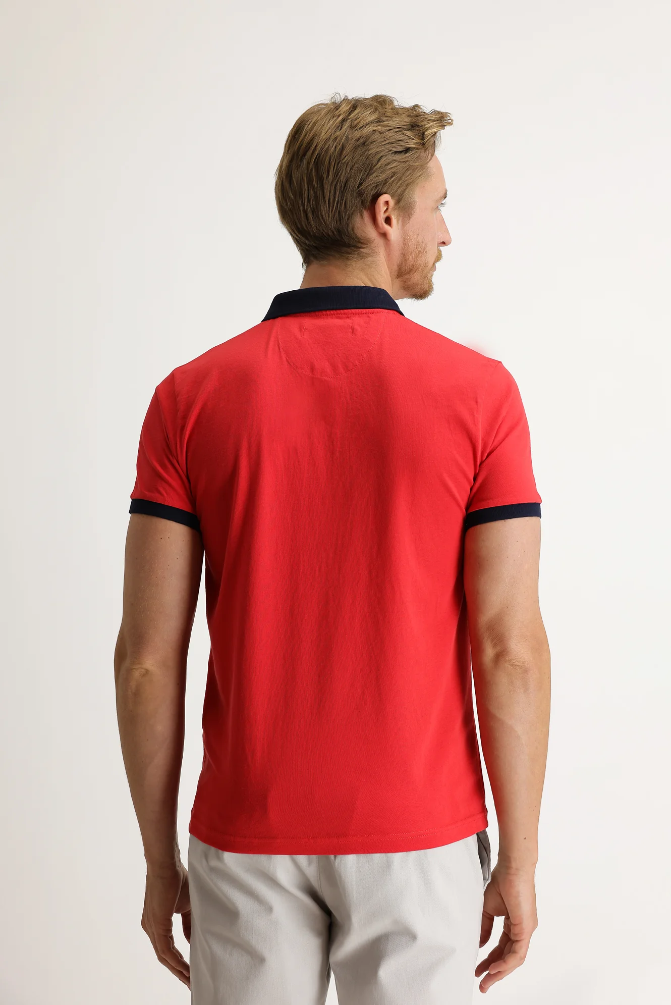 Koyu Nar Çiçeği Polo Yaka Slim Fit Dar Kesim Desenli Tişört - Image 3