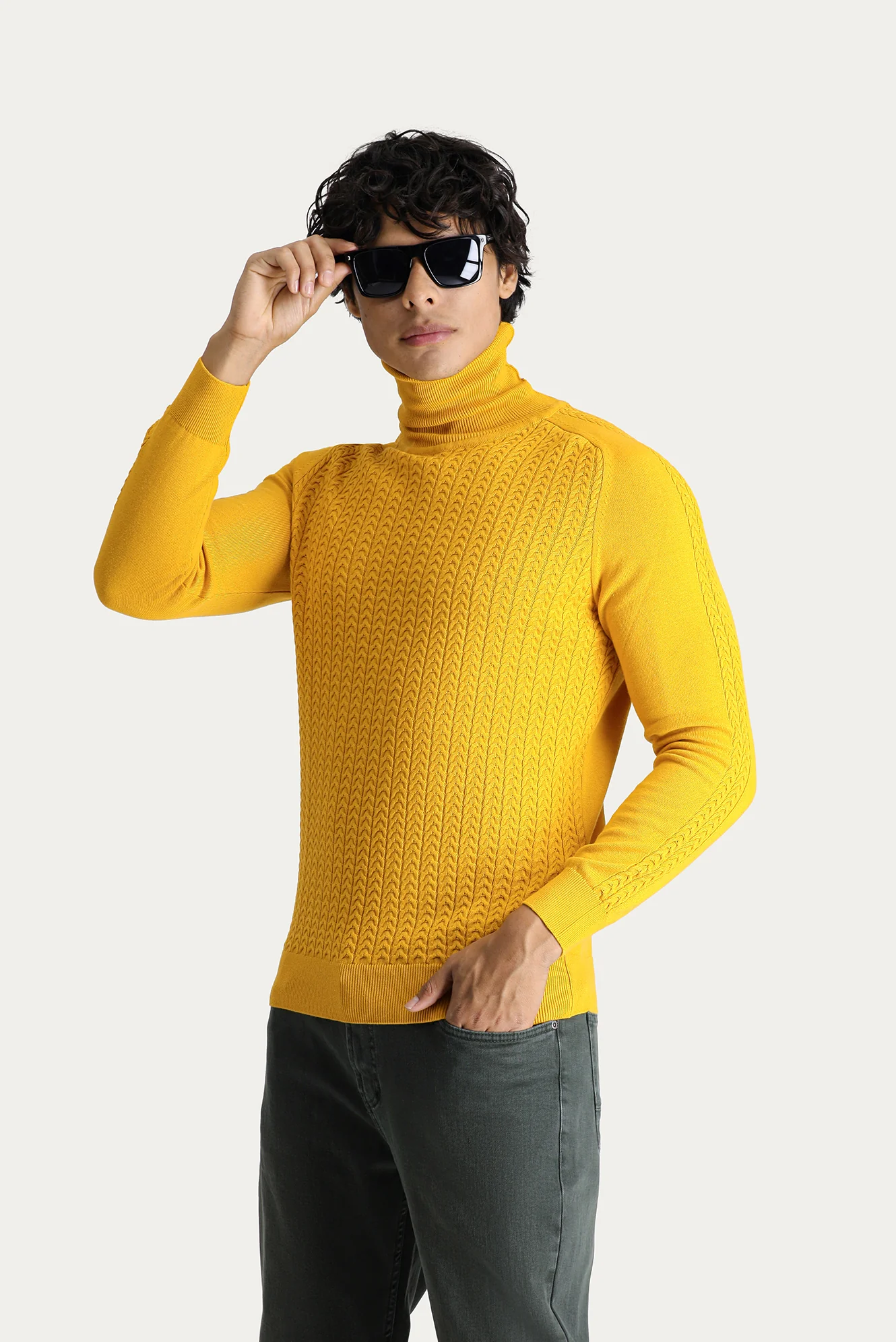 Koyu Sarı Balıkçı Yaka Slim Fit Dar Kesim Desenli Triko Kazak - Image 2